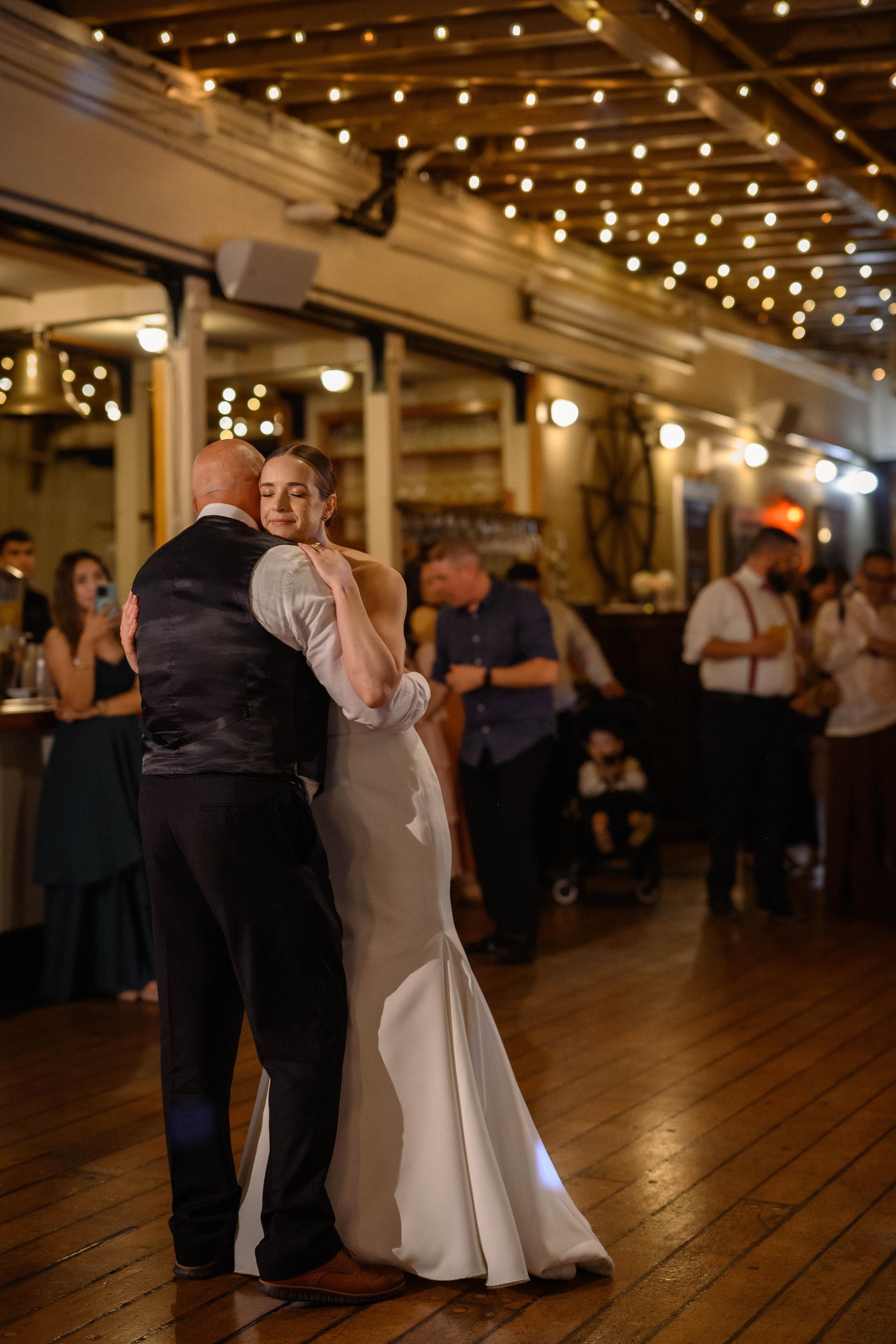Kevin & Katie. Wedding & portrait photography in the Seattle Area. Helen Michelle photographer