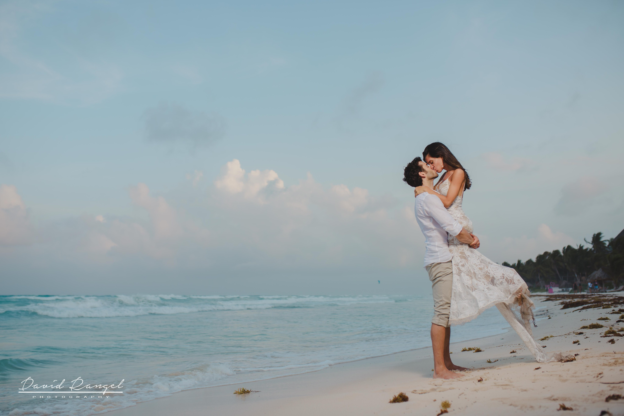 Classic Weddings. Destination wedding photographer based in Cancun and Riviera Maya with service worldwide