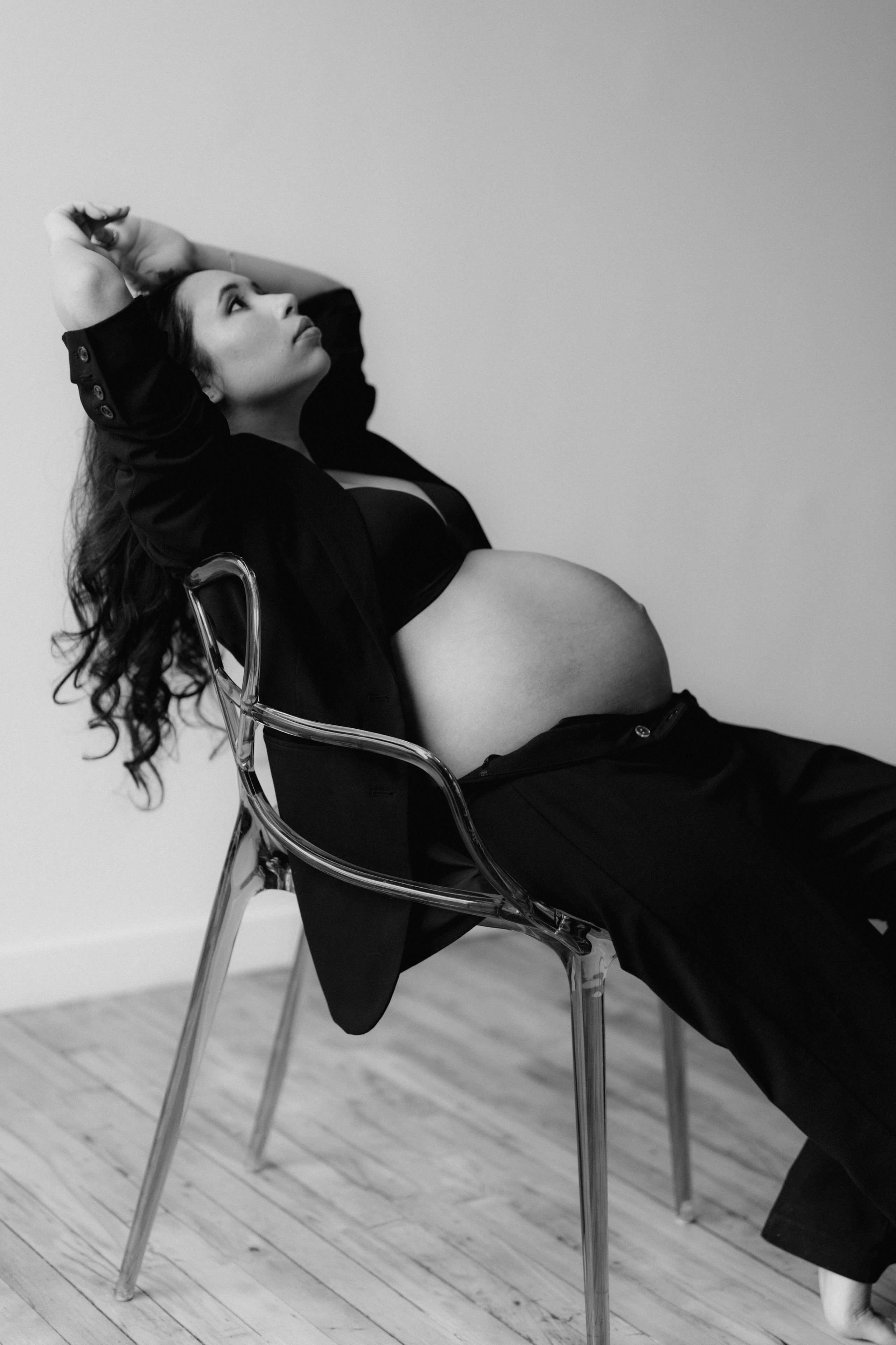 Karen. Modern maternity photographer in Long Island New York