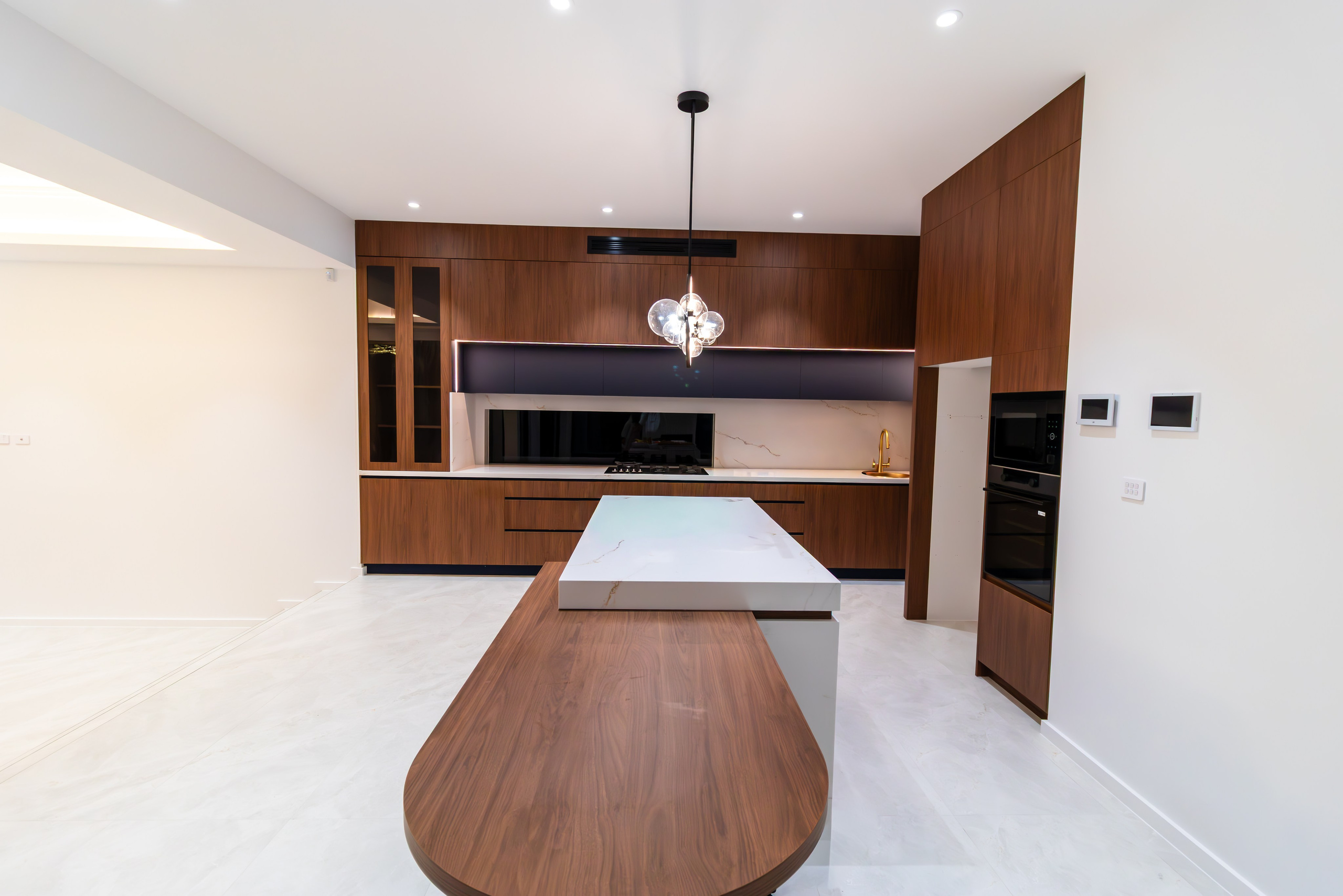 Beecroft House 2. MHCreative is family-oriented photographer based in SYDNEY