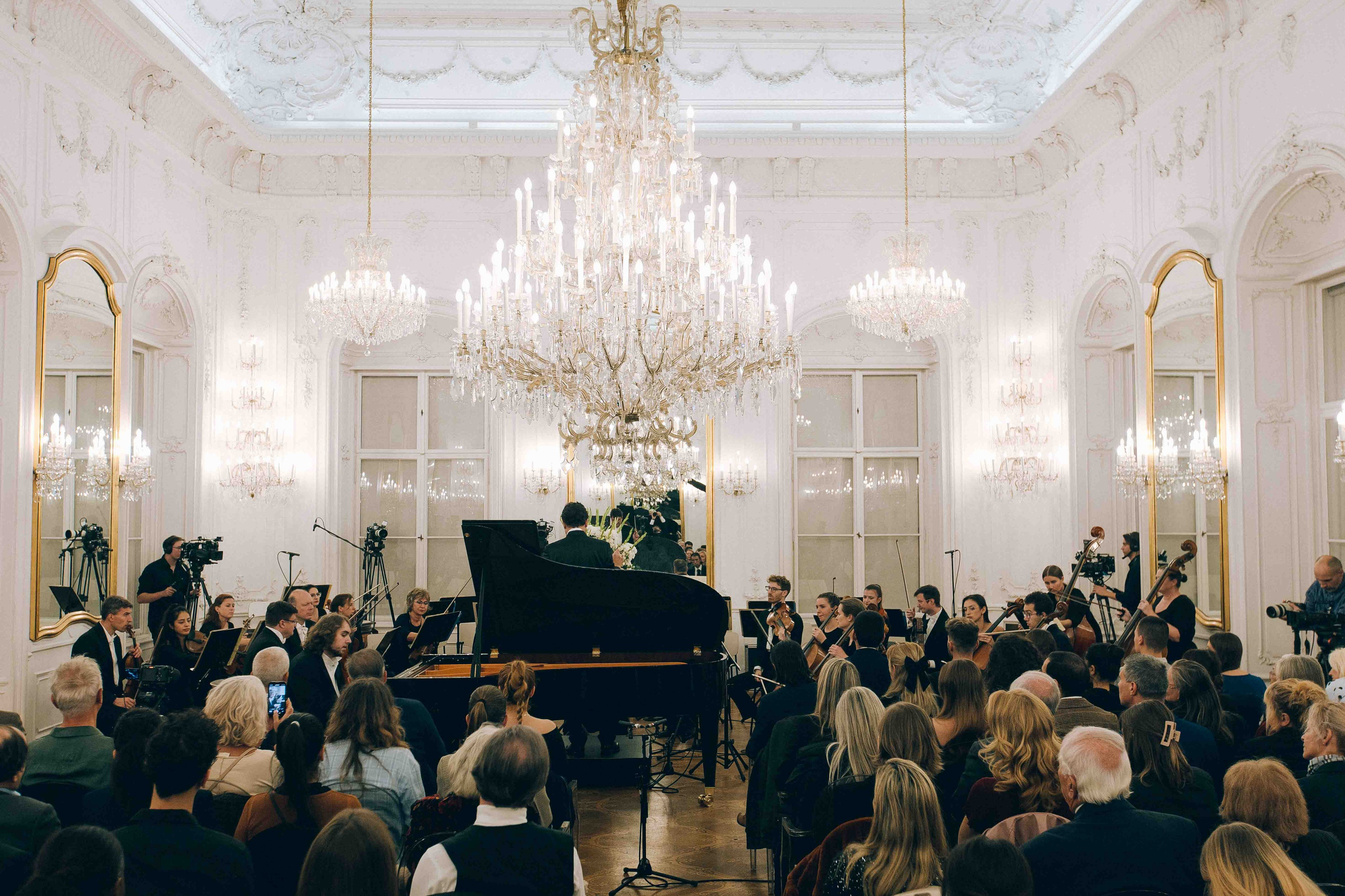 ANDRÁSSY UNIVERSITÄT (BUDAPEST). Wedding&Event photographer Ismail Rzayev in Baku