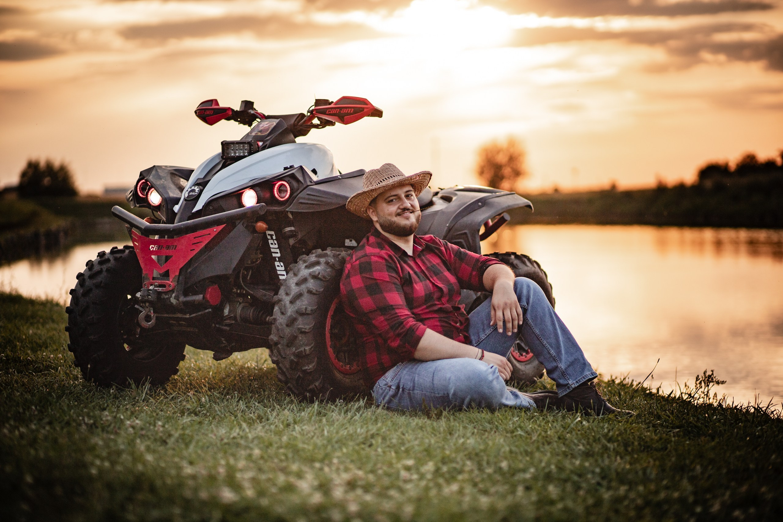 Save the Date. Acasă