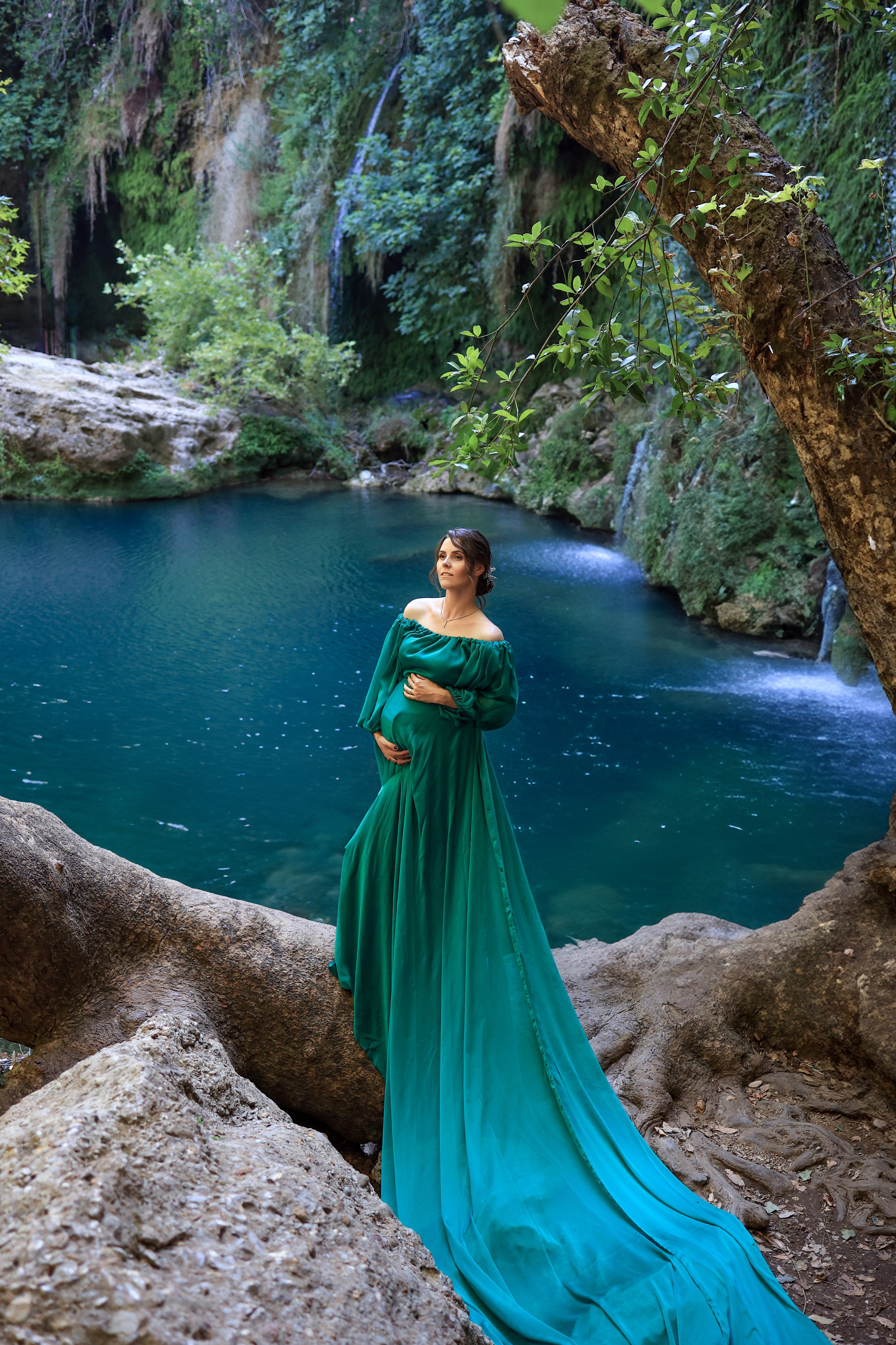 Kurshunlu waterfall (flying dresses). Photographer in Turkey, Antalya, Kemer, Belek, Side, Kas, Fethiye