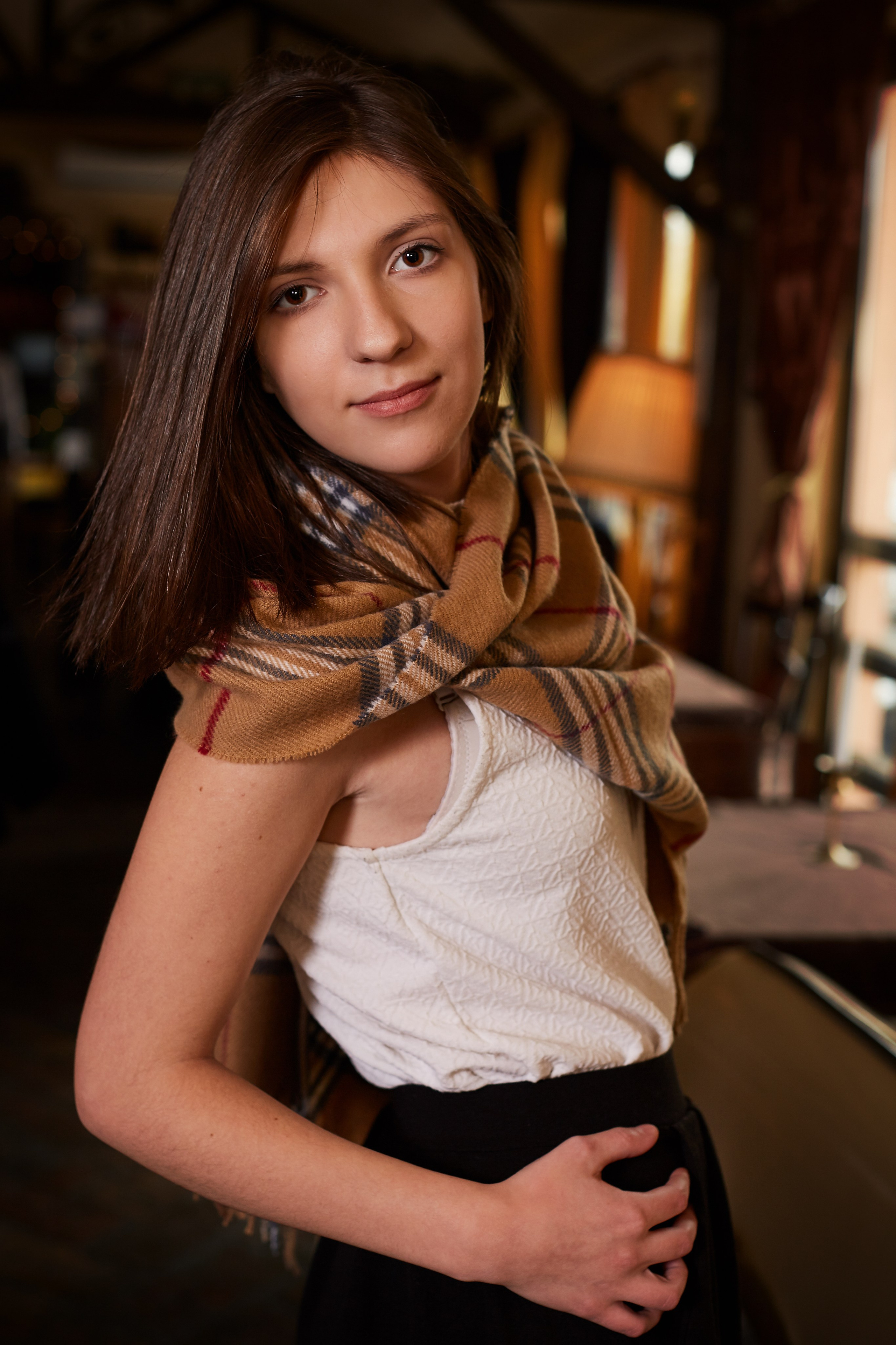 Portrete diverse — 2. Pagina principală