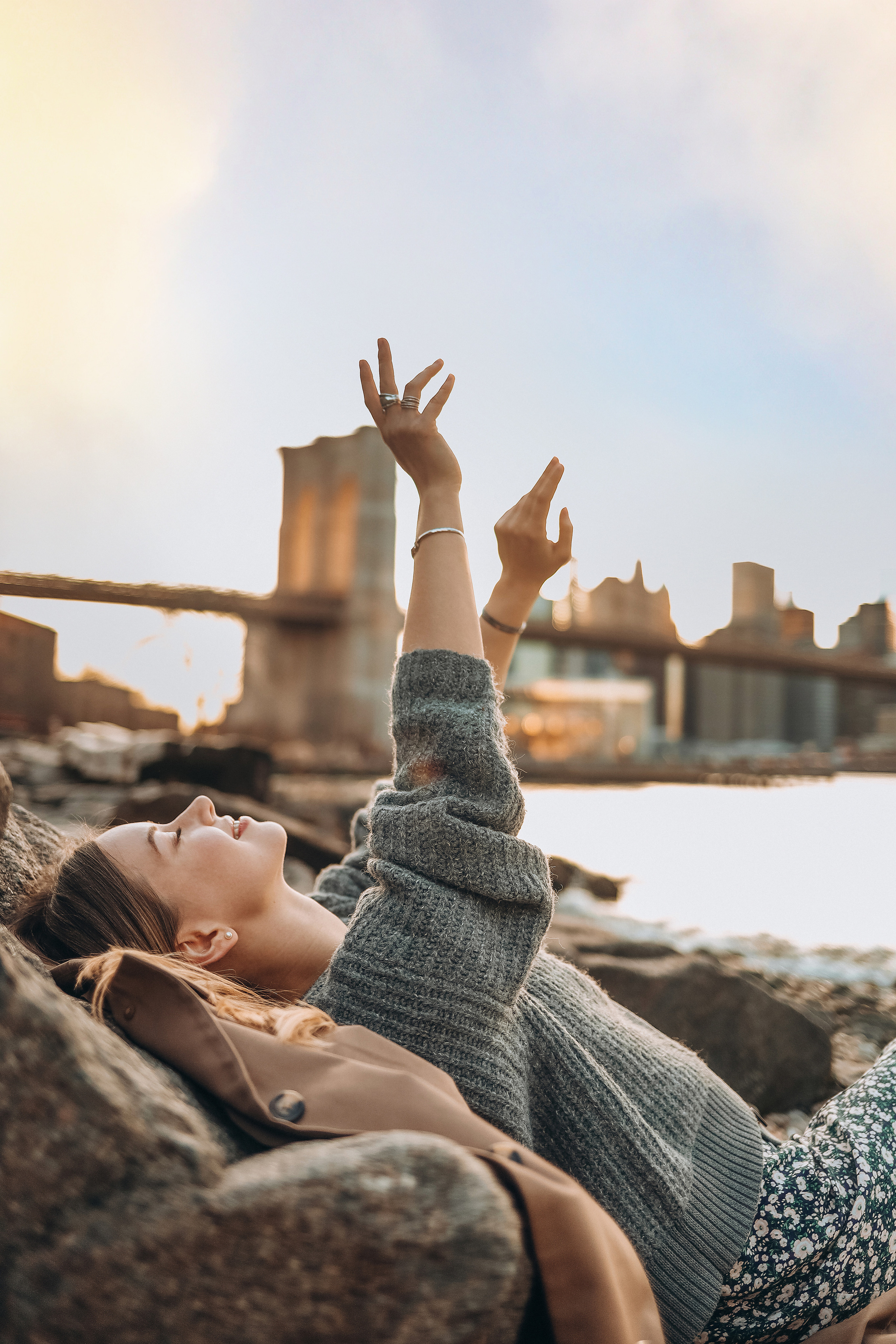 Anna | Sunset in Brooklyn Heights. Sasha Amelie — Lifestyle Photographer NYC