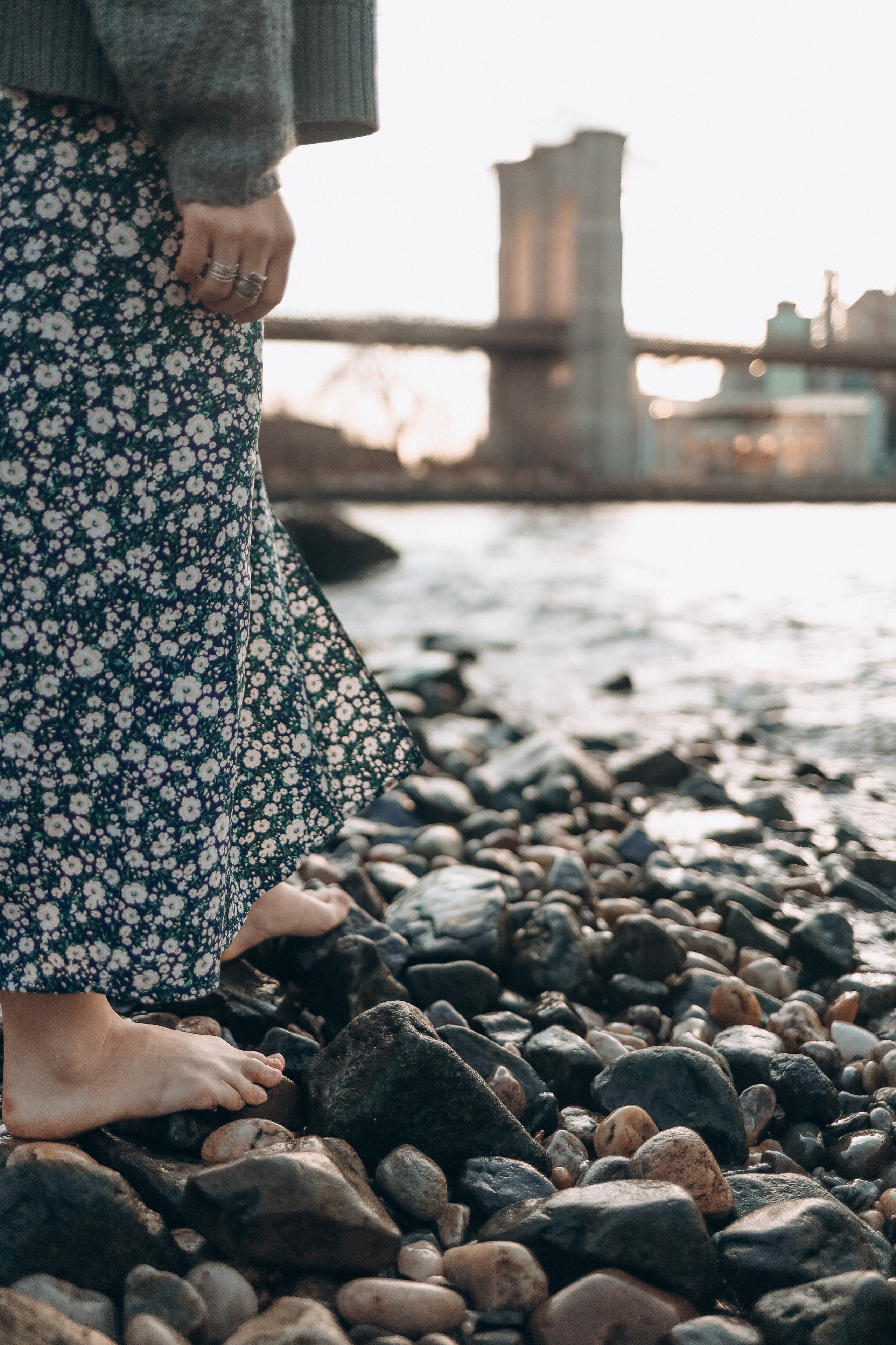 Anna | Sunset in Brooklyn Heights. Sasha Amelie — Lifestyle Photographer NYC