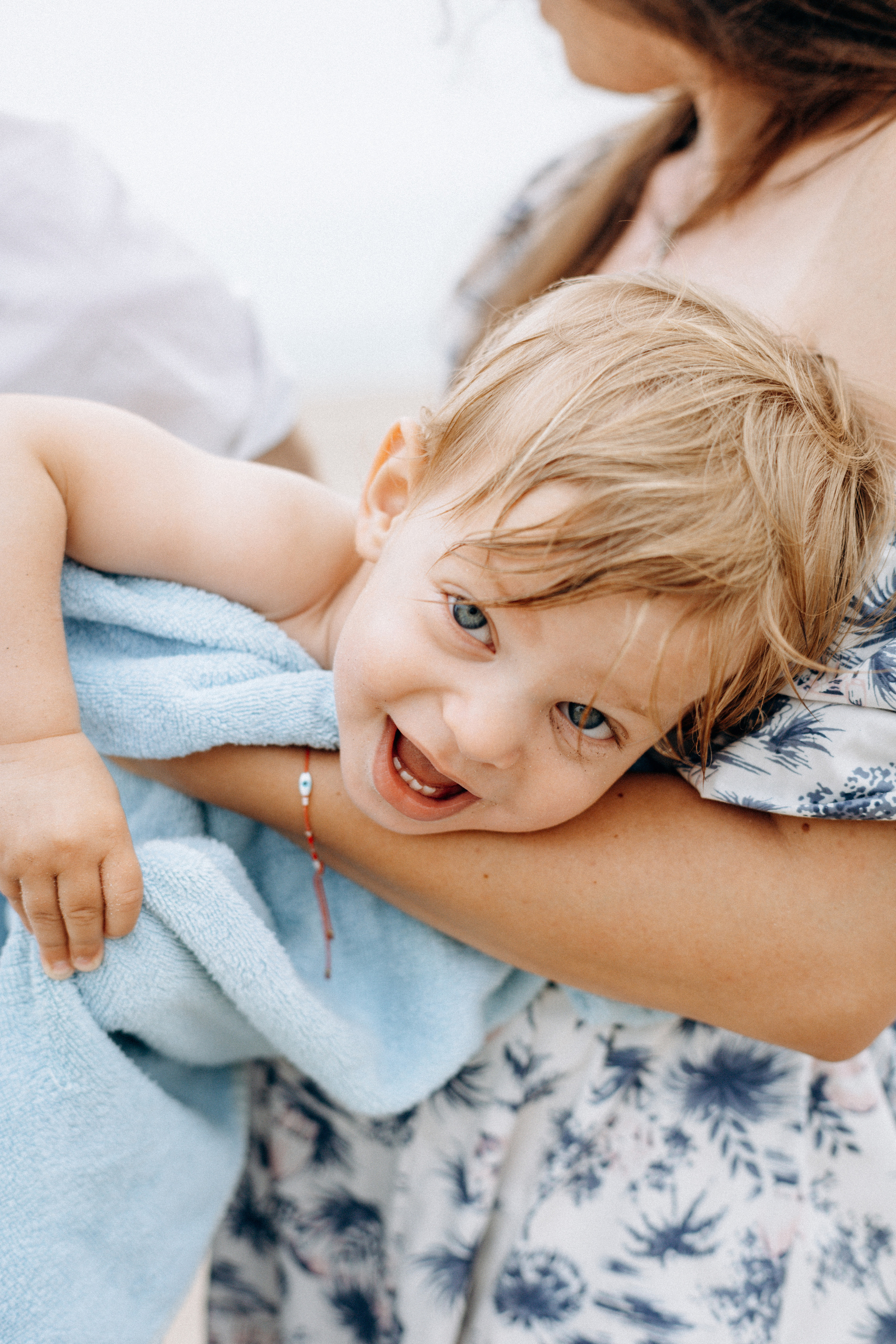 Morning By The Ocean. Sasha Amelie — Lifestyle Photographer NYC