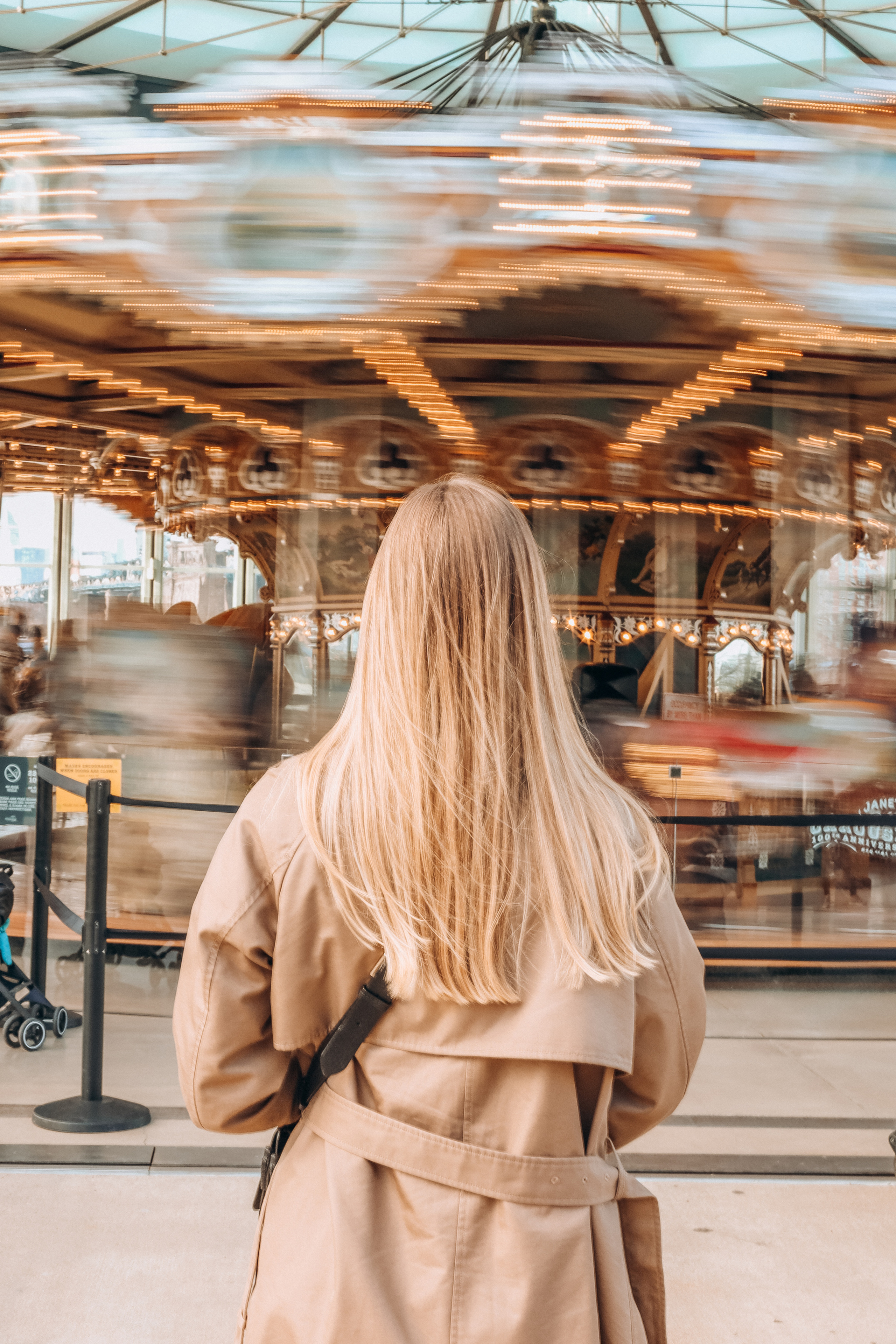 Anna | Sunset in Brooklyn Heights. Sasha Amelie — Lifestyle Photographer NYC
