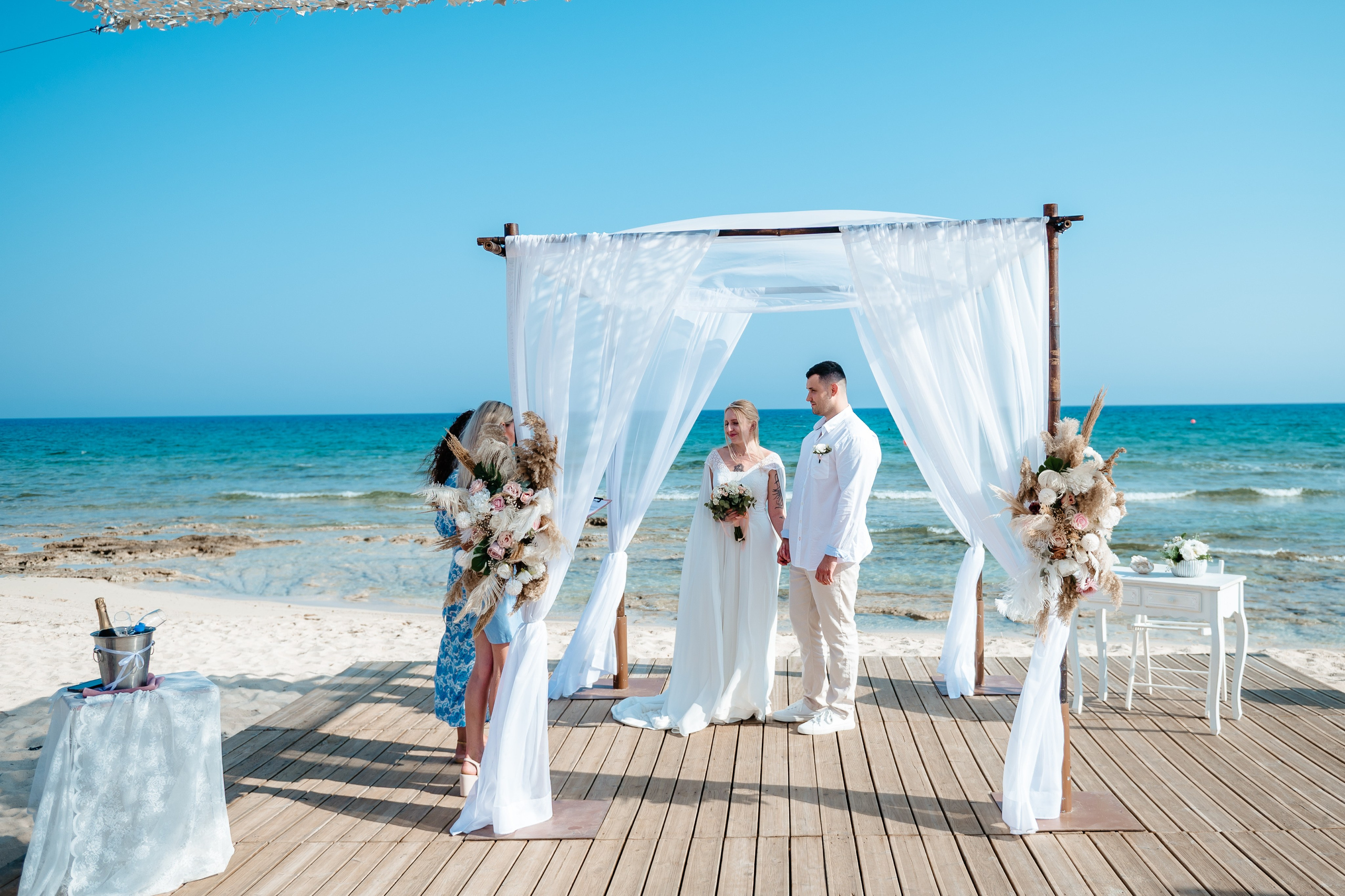 Ceremony sirens beach. AdrianOltean.wfolio.pro
