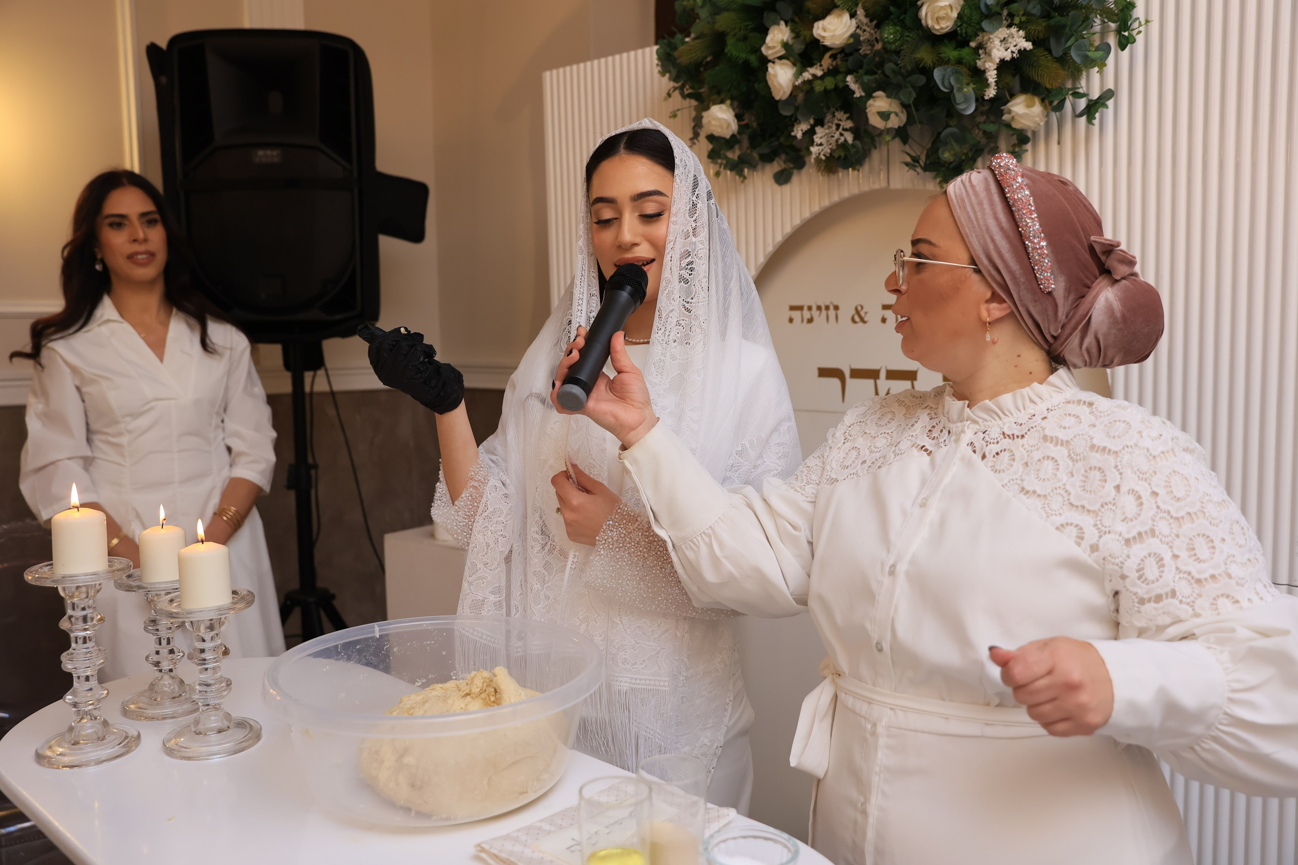 הדר הפרשת חלה/חינה. שני ויזל | צלמת הריון, צילומי משפחה וצילומי בוק בת מצווה