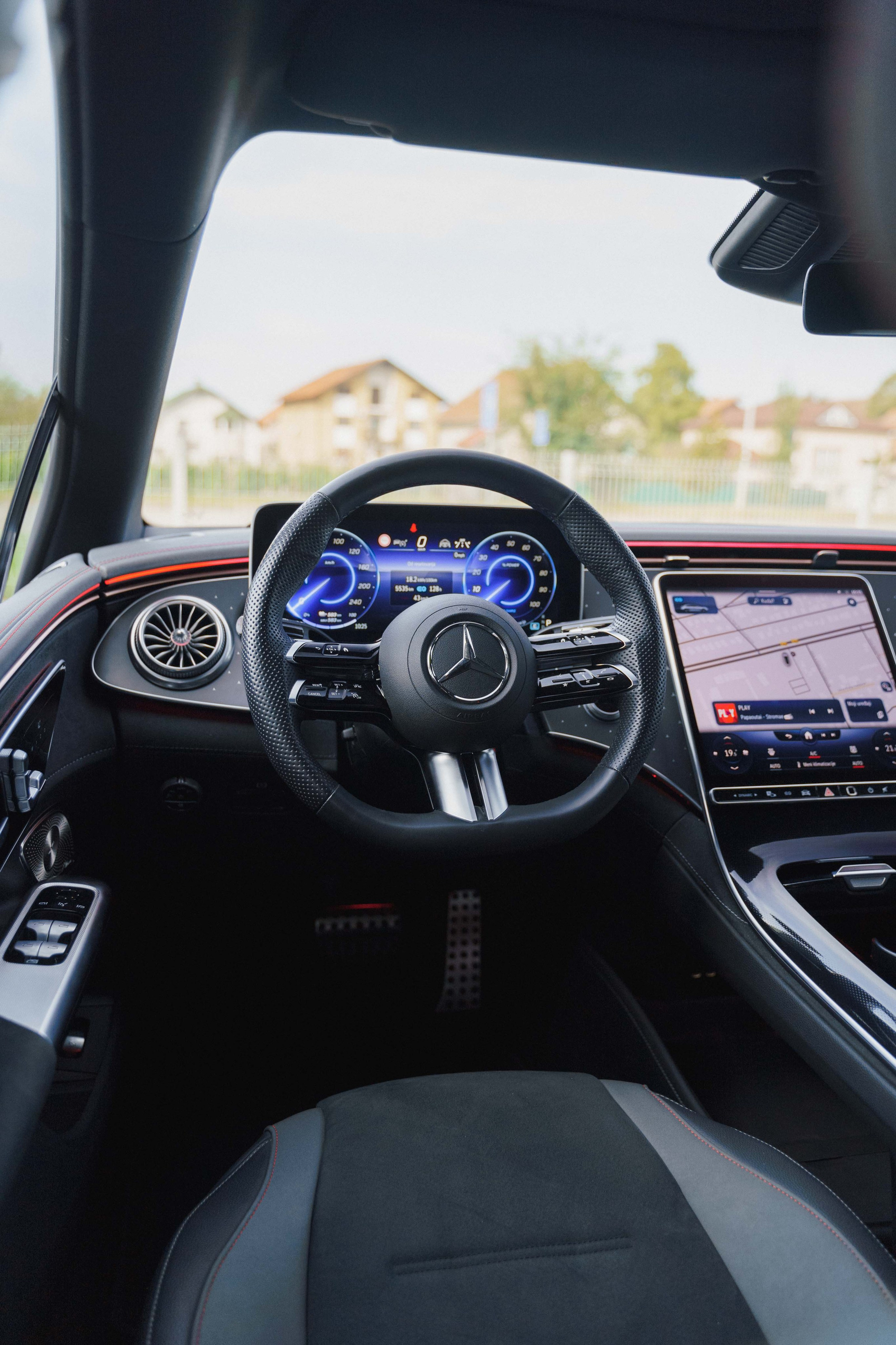 Auto kuca Mikom EV event. Жуков Студио