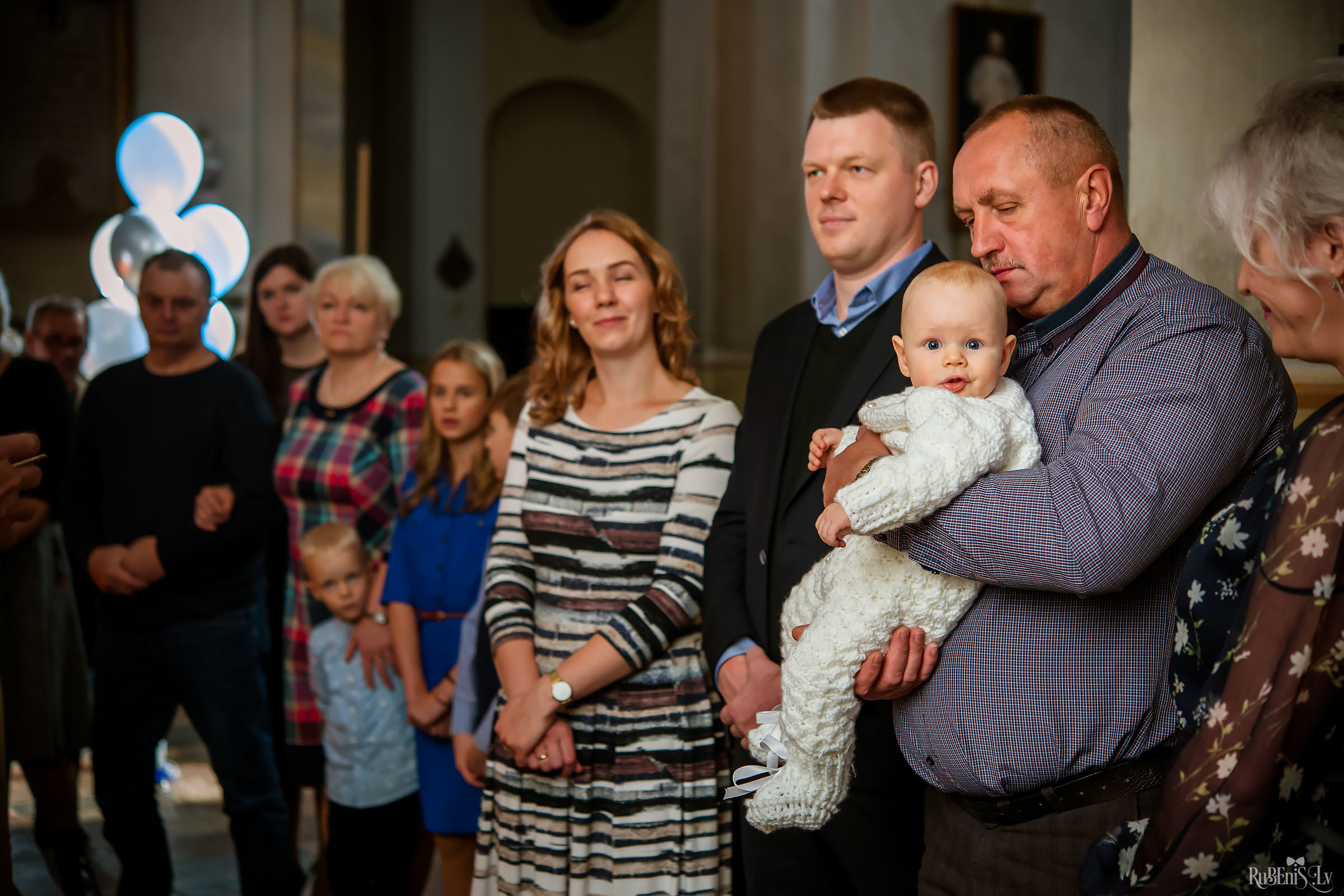 А — Крещение / Анонс. Фотограф Ромуальд Рубенис и Артемий Сташанс