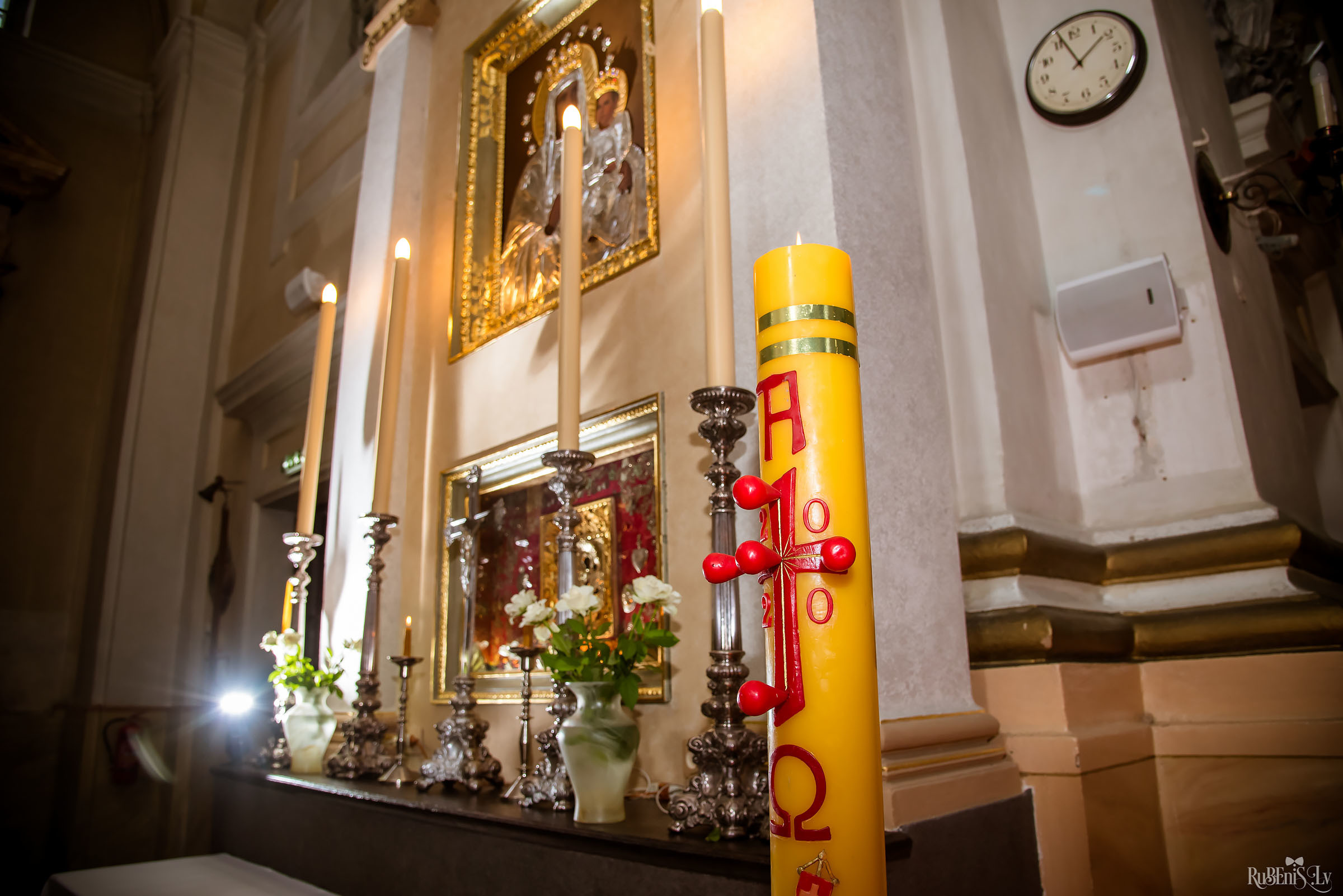 А — Крещение / Анонс. Фотограф Ромуальд Рубенис и Артемий Сташанс