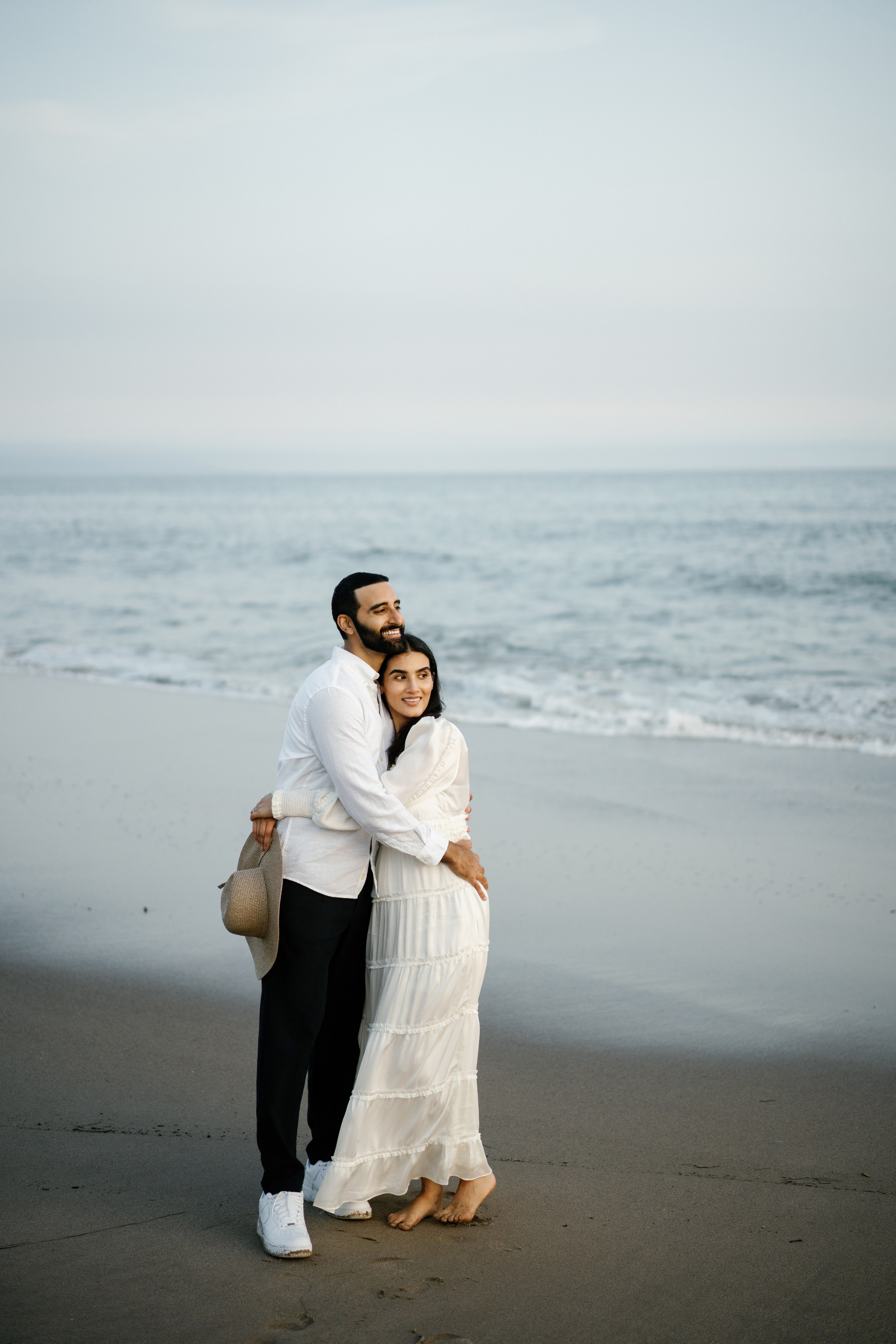 Santa Monica Sunset Engagement Photoshoot. Wedding Photography & Videography Team in California, Los Angeles, San Francisco, San Diego and Travel