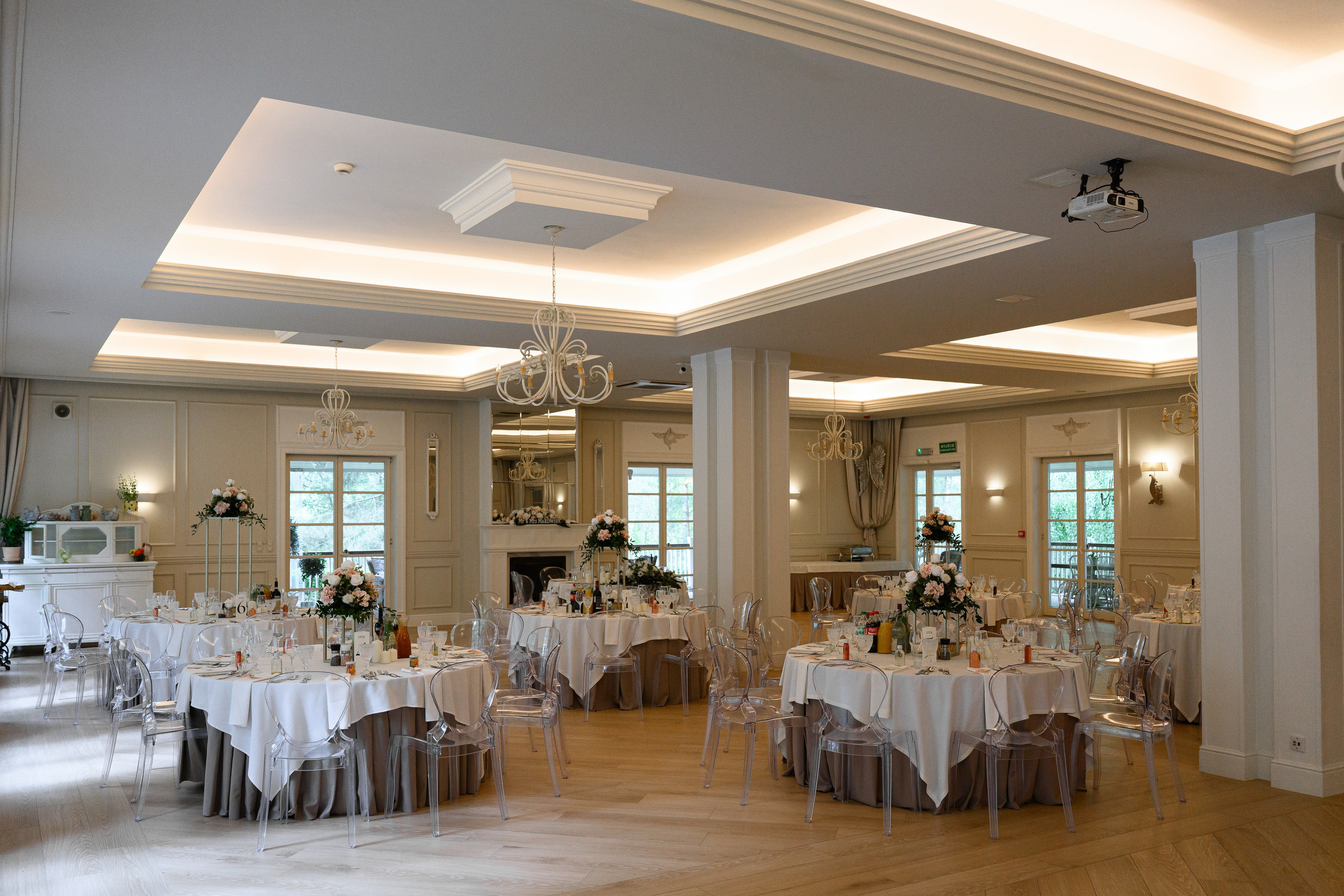 Fotografia wnętrz. Wedding photographer Warsaw and Europe