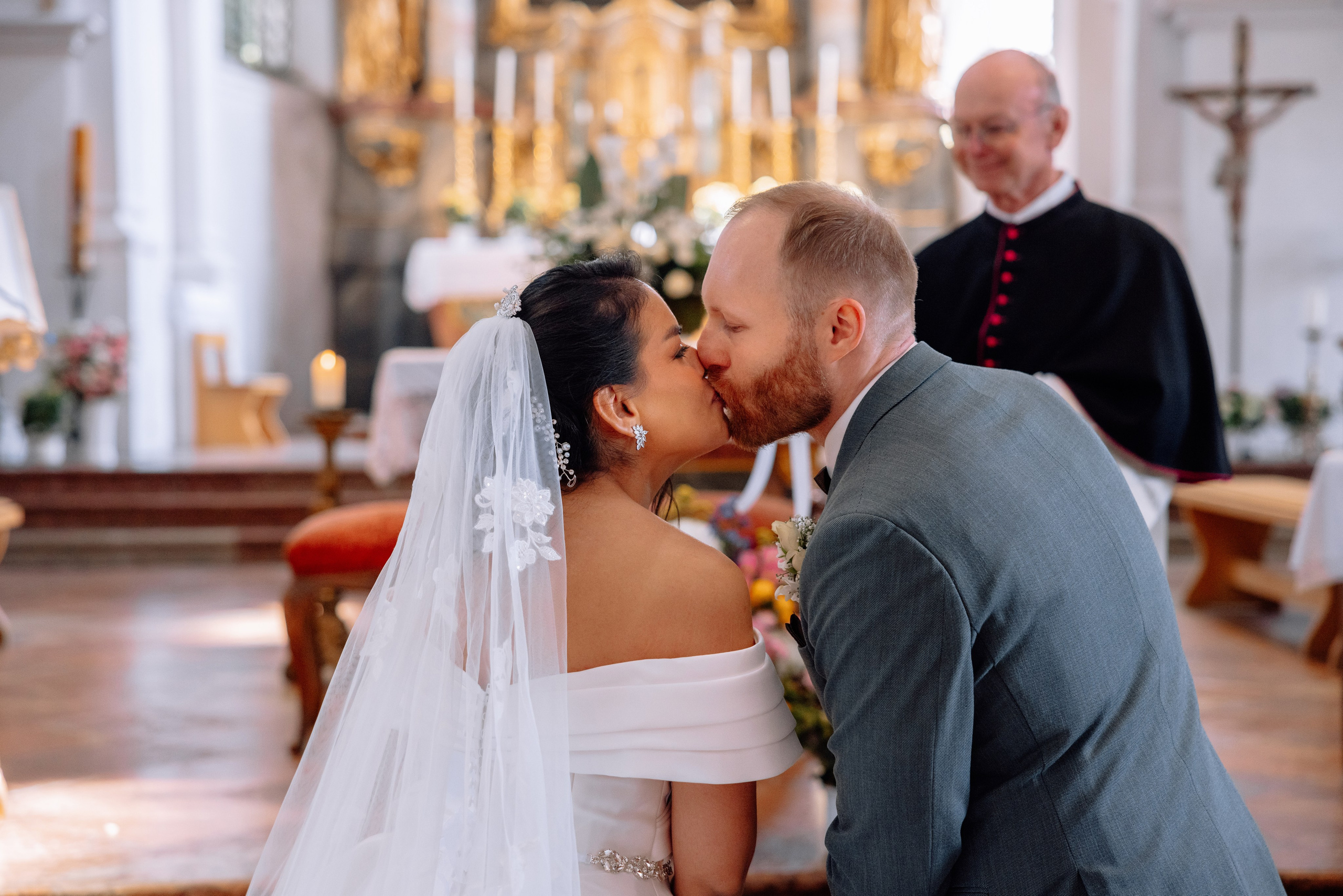 Deutsch-Venezolanische Hochzeit in Isen München. Hochzeitsfotograf München Taufe Familienfotograf Tanja Mauke