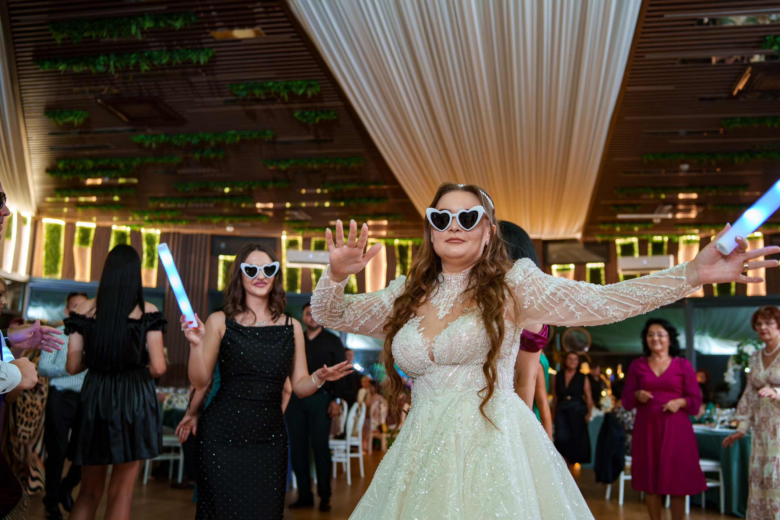Cosmin & Gabriela. B|P Weddings - Fotograf & Videograf - București||0730017811