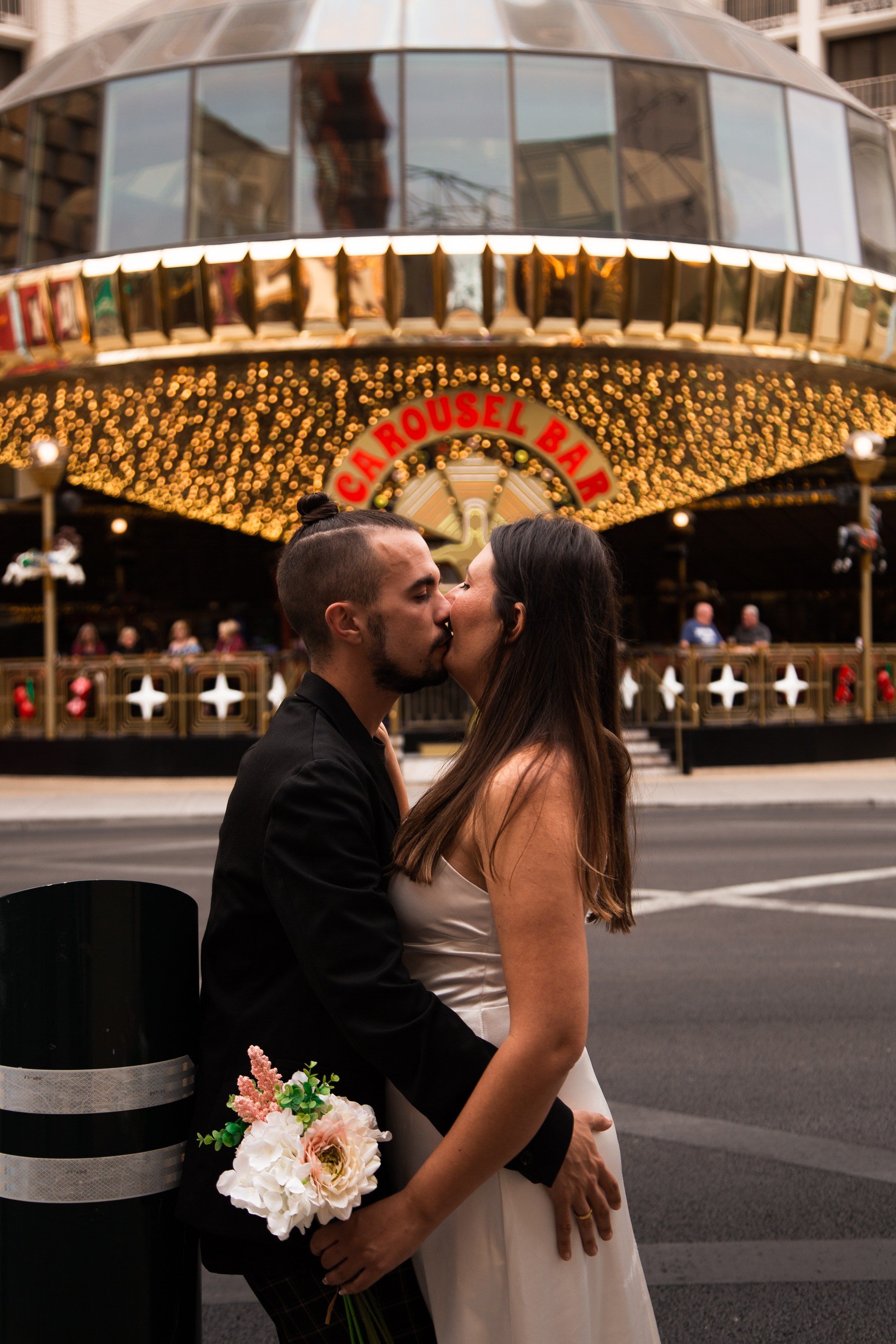 L&A. Wedding & elopement photographer Viktoriya Kravtsov. Las Vegas