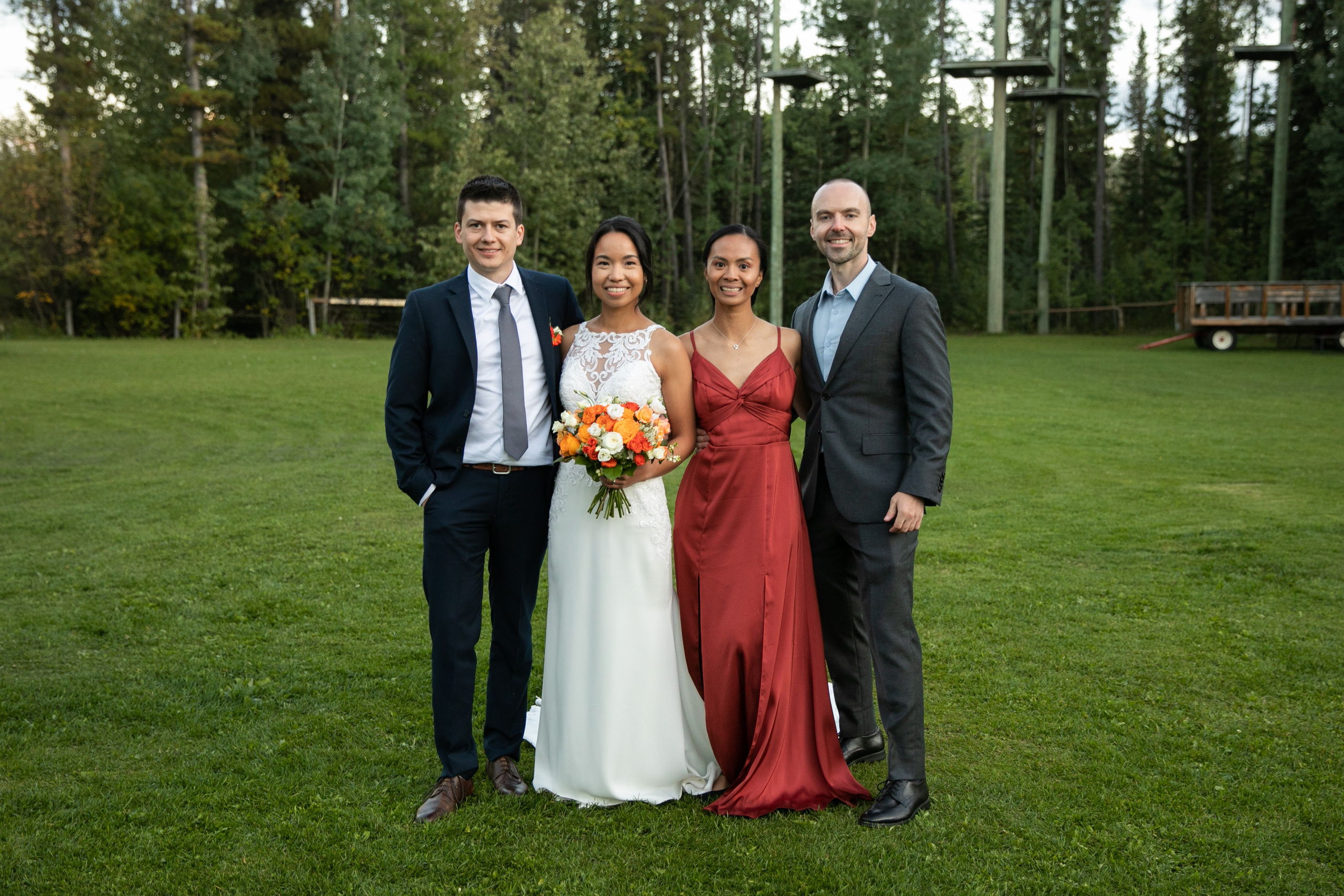 Aleks & Erika — Wedding. Fotografía accesible en Calgary