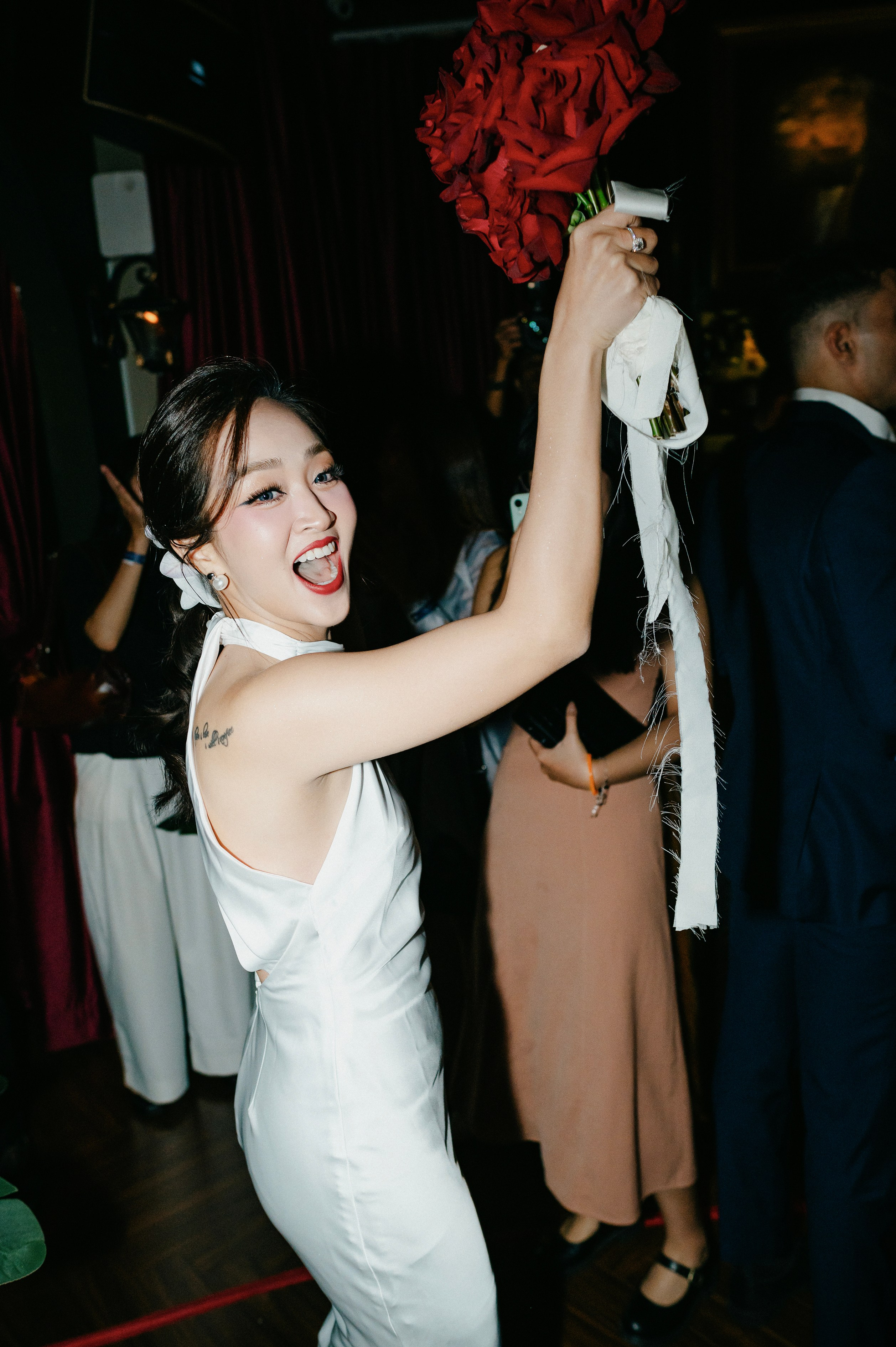 HIEP & TRINH / After wedding. Nhiếp ảnh gia đám cưới hàng đầu tại Thành Phố Hồ Chí Minh