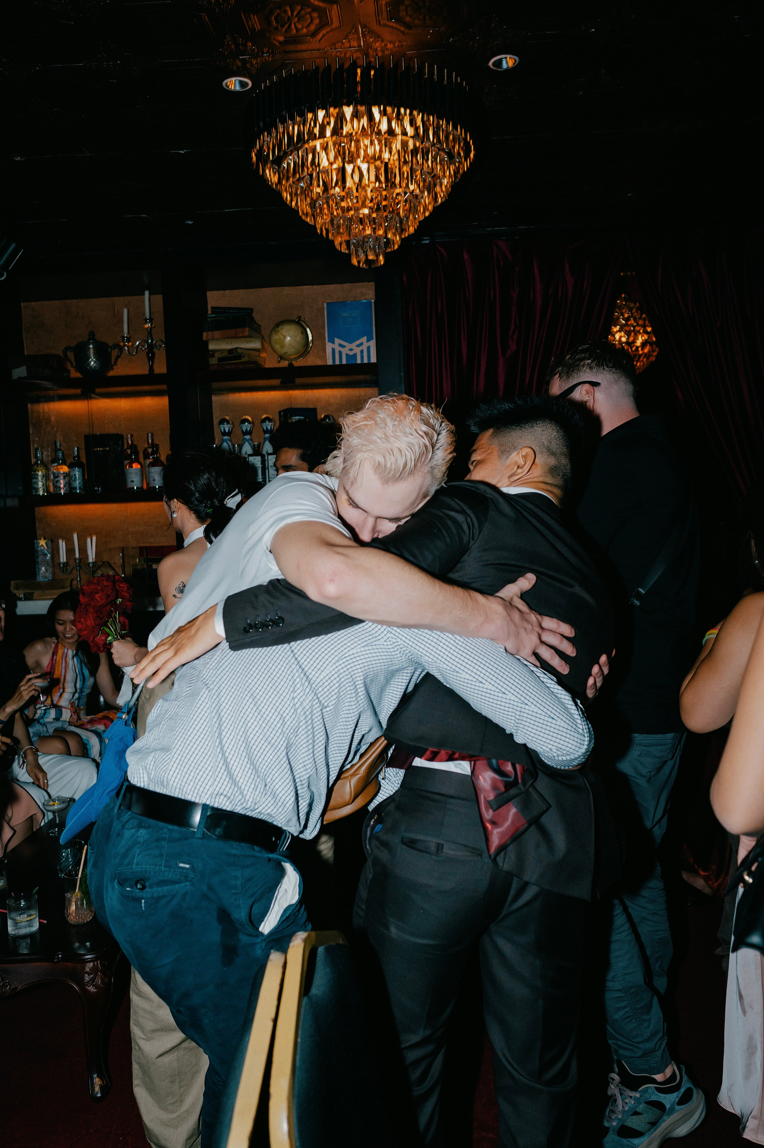 HIEP & TRINH / After wedding. Nhiếp ảnh gia đám cưới hàng đầu tại Thành Phố Hồ Chí Minh