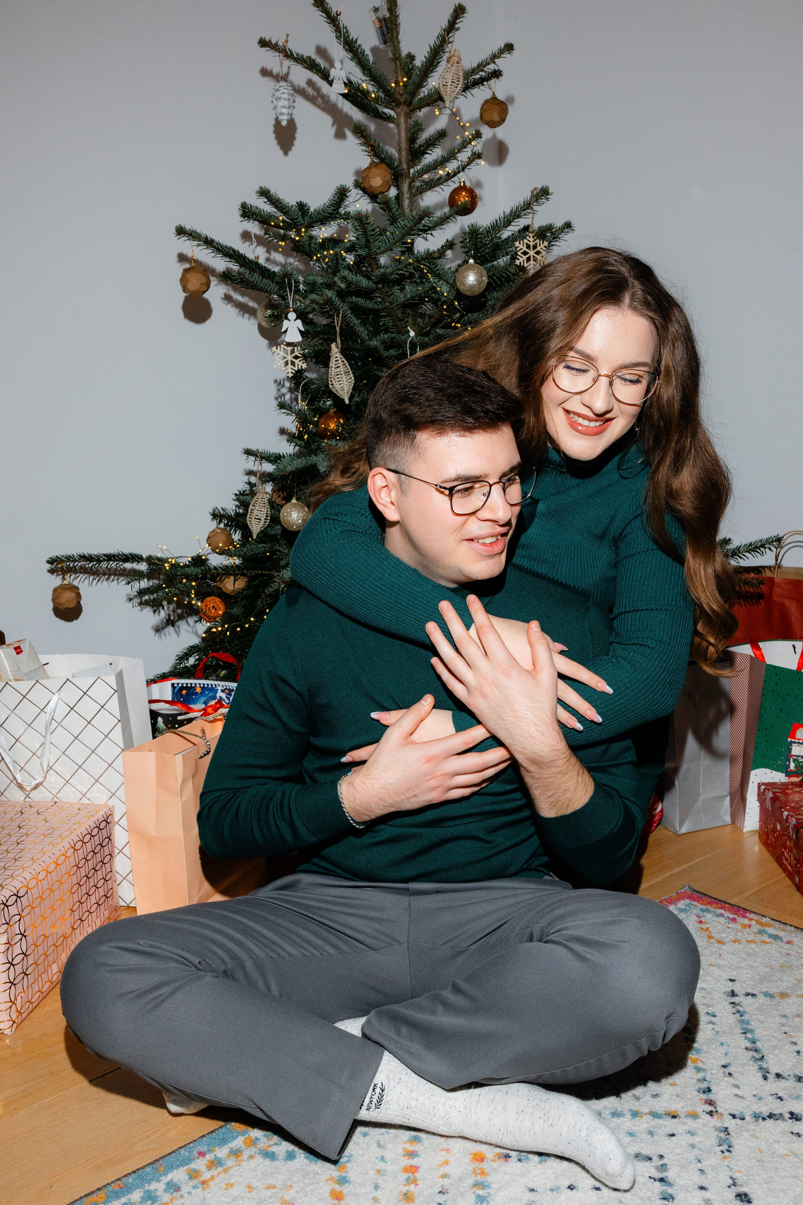 Iustina & Alex. Wedding Photographer, based in Iasi, Romania, but will travel all over the globe to make sure you look amazing in all your wedding photos