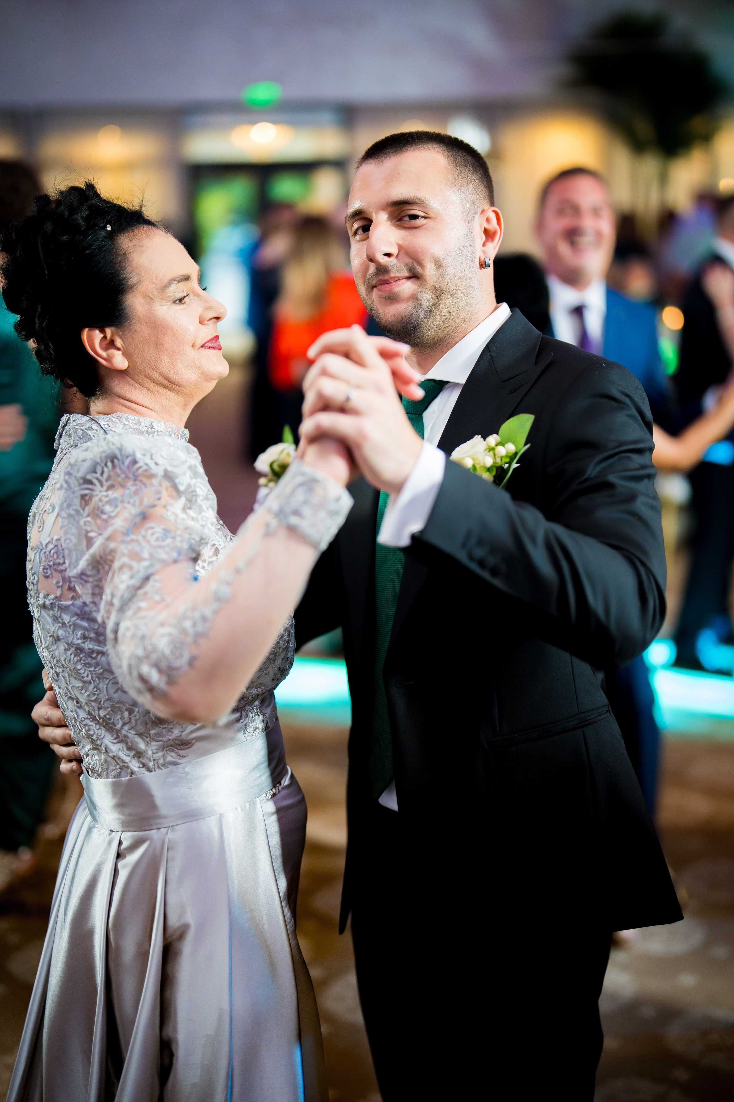 PARTY. Gabriel Florea — Fotograf nuntă București