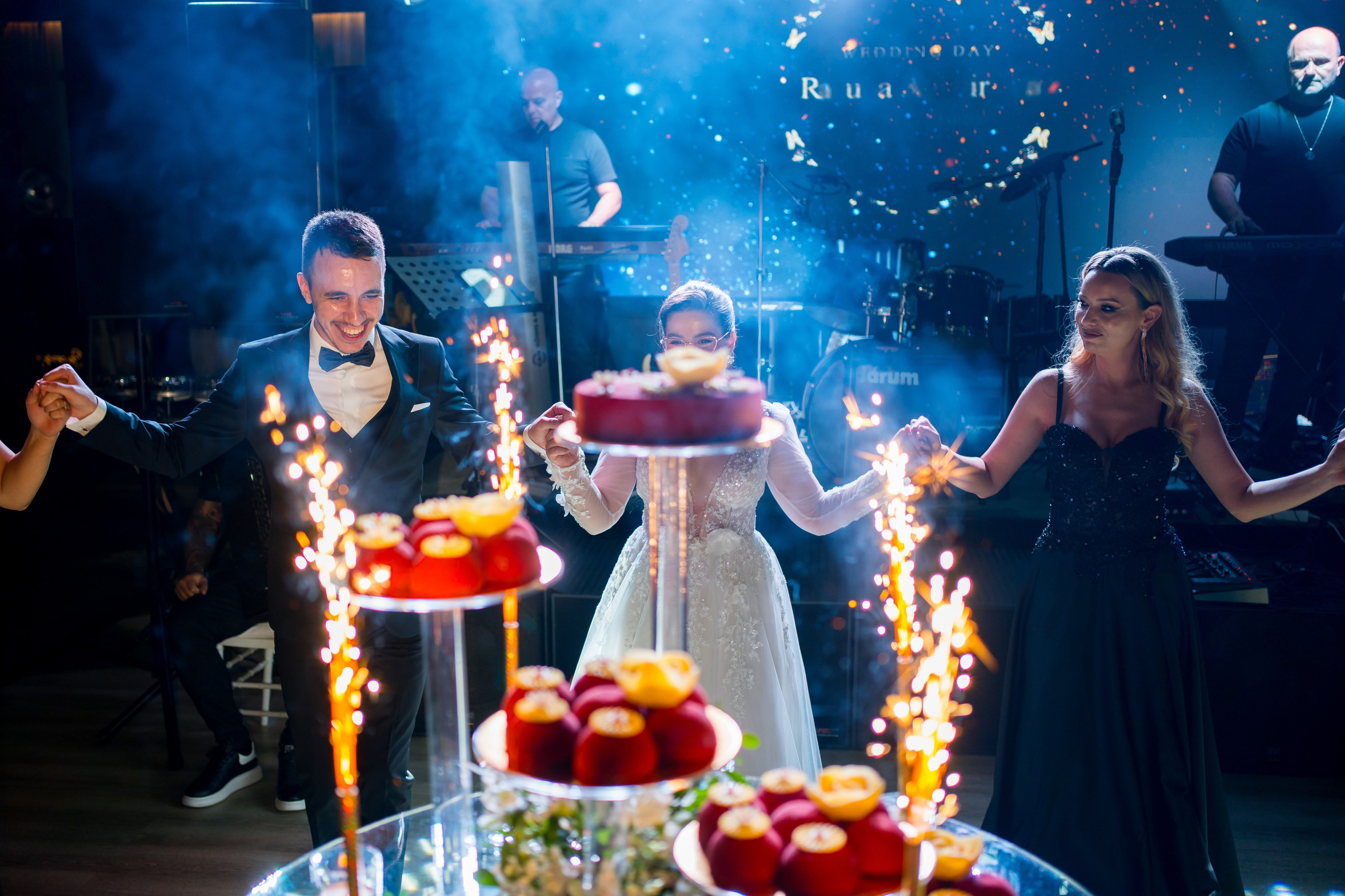 PARTY. Gabriel Florea — Fotograf nuntă București