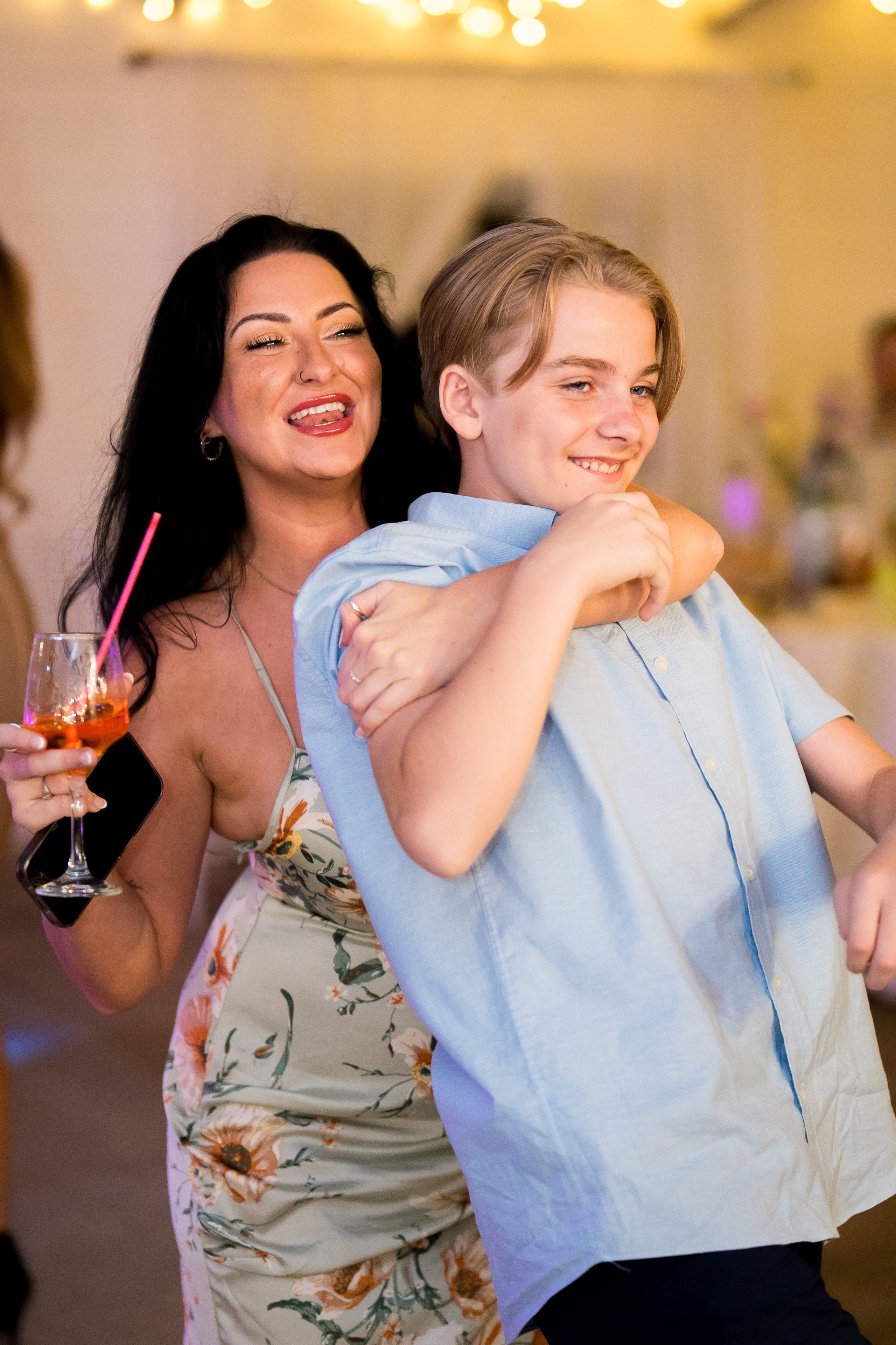 PARTY. Gabriel Florea — Fotograf nuntă București