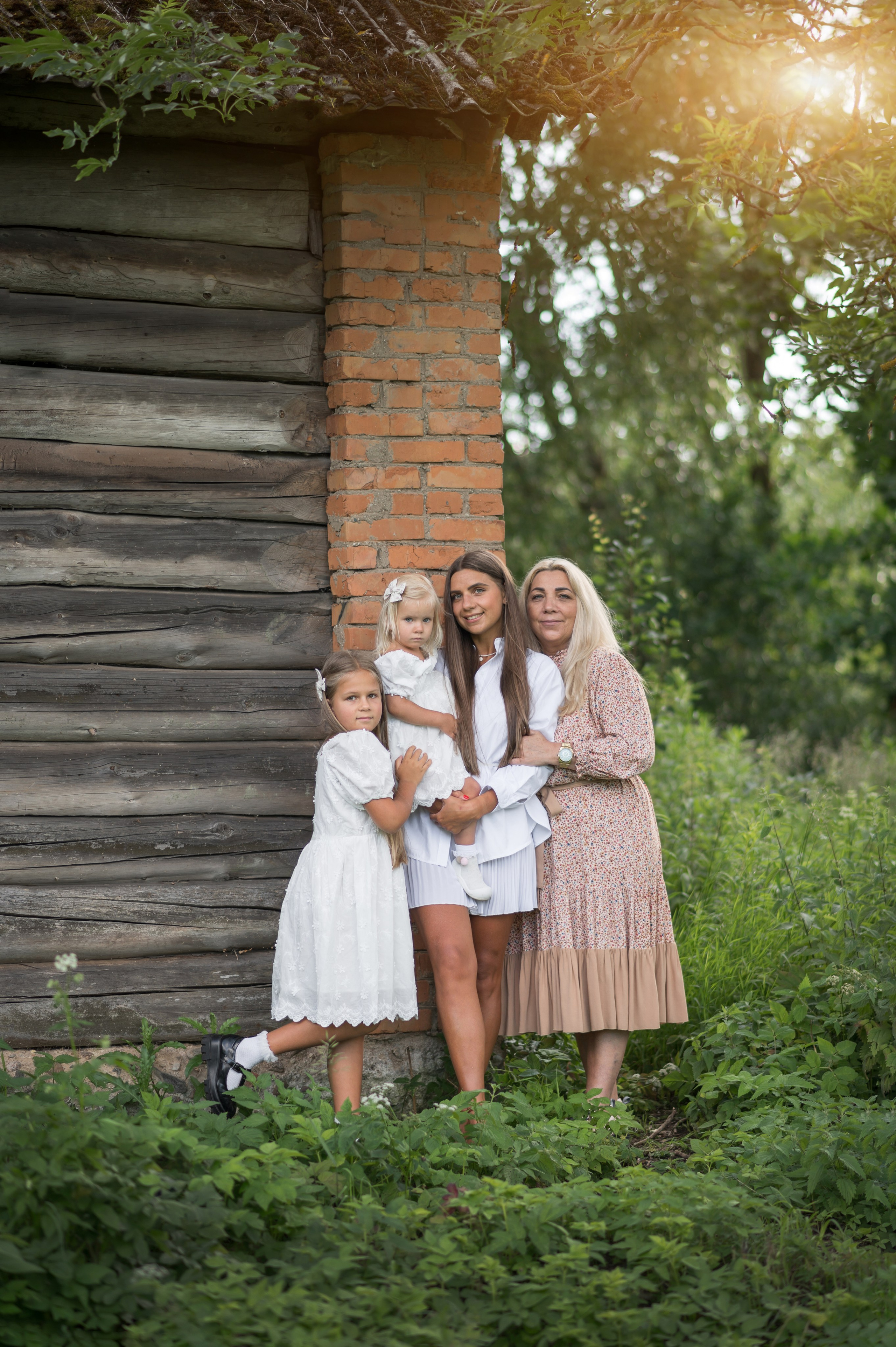 Семейная фотосессия на природе. Семейный и детский фотограф в Минске Надежда Савицкая