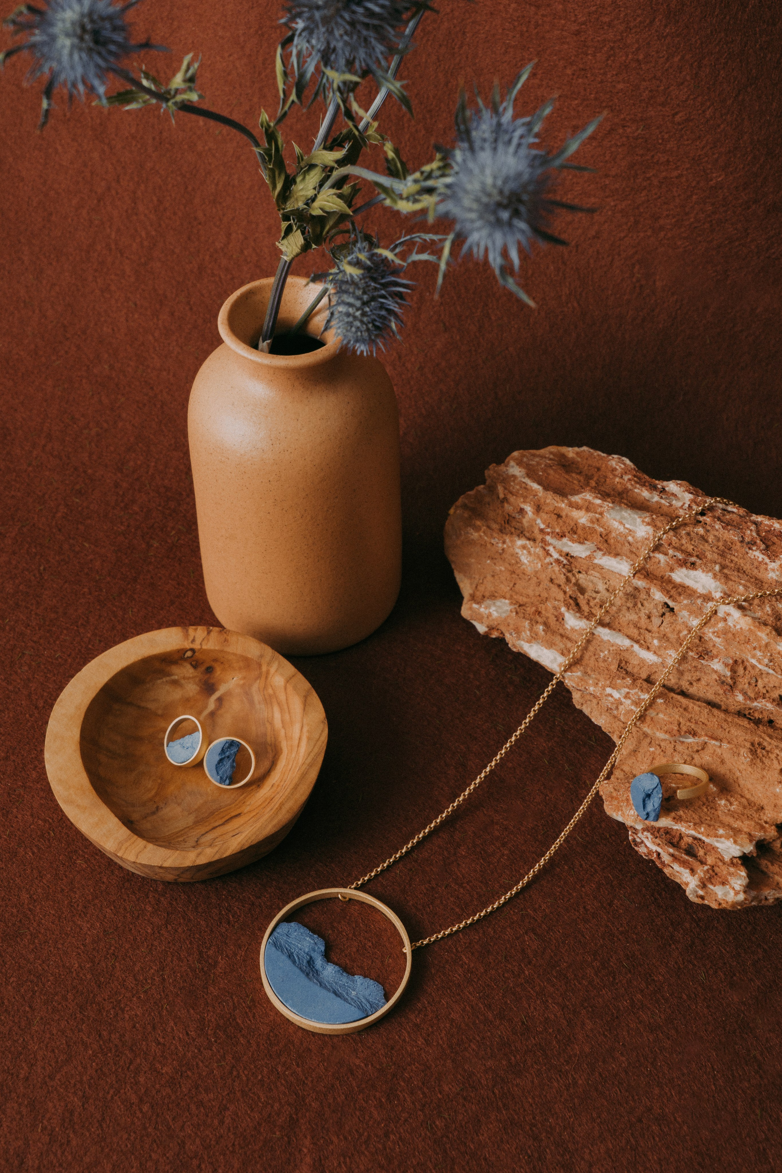 Joyería Lifestyle Barcelona: Fotografía de Marca DSNU. Creador de contenido visual en Barcelona | Dima Kit