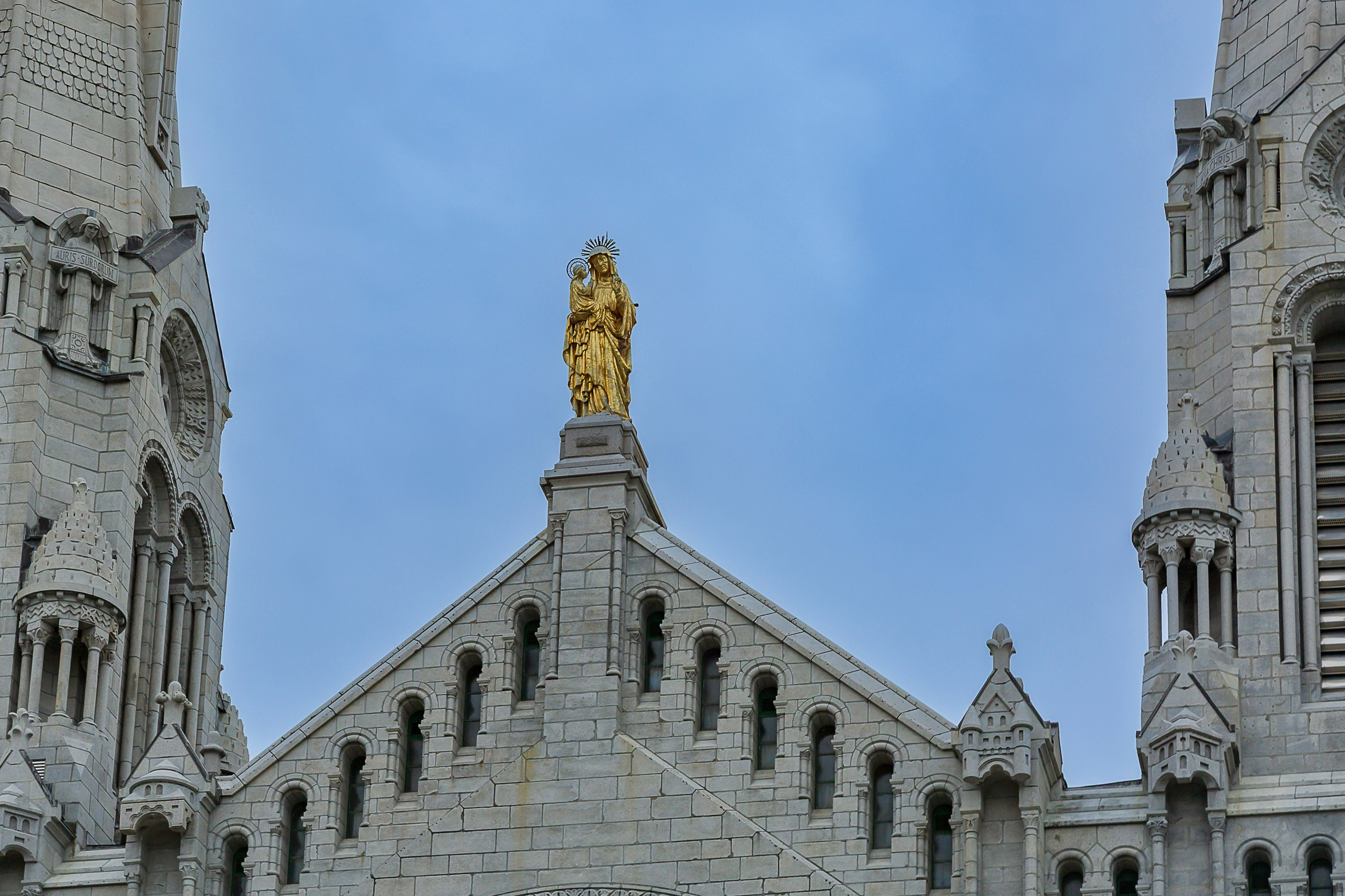 Sainte Anne de Beaupre et Quebec. Studioplaza8