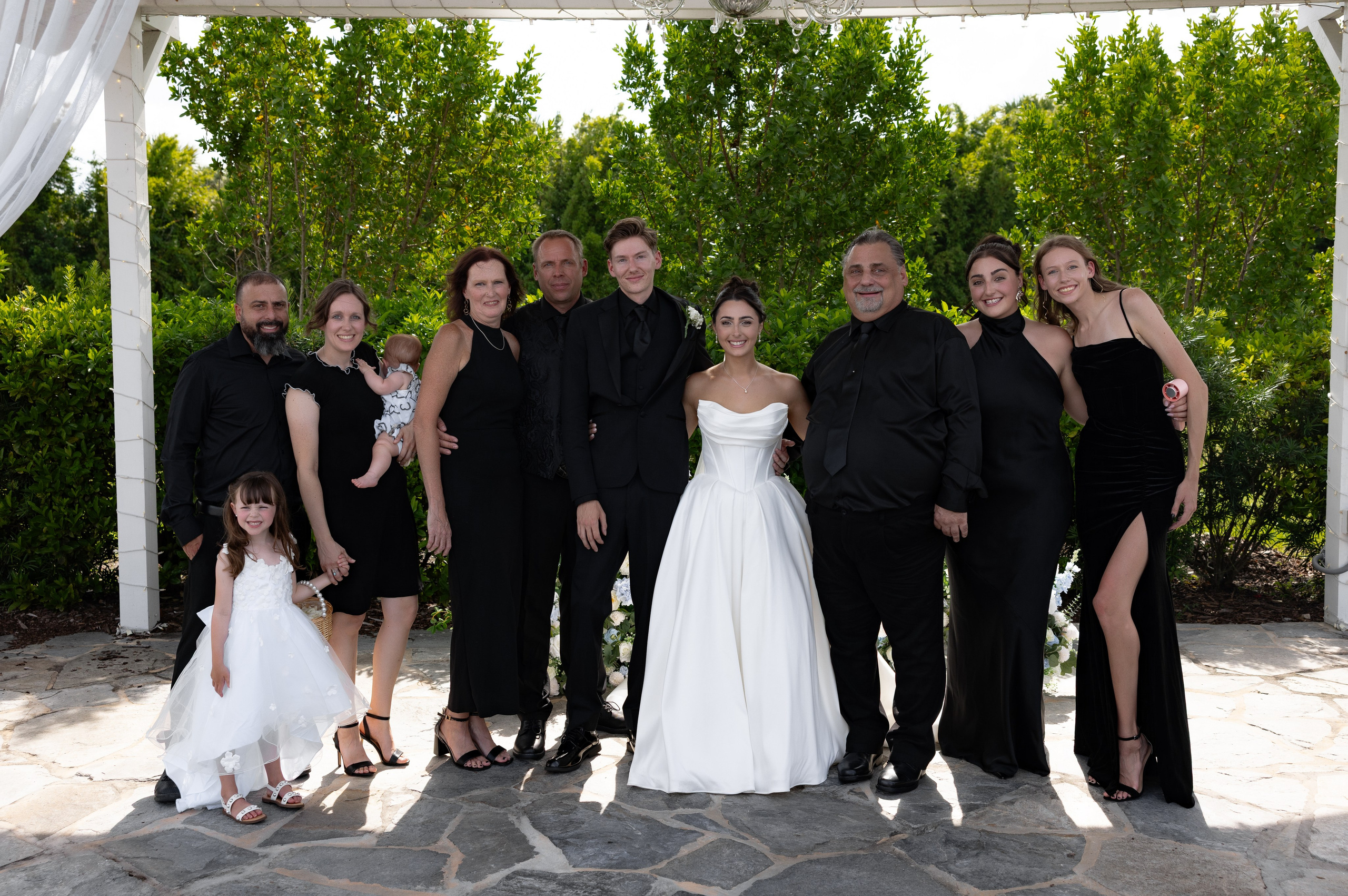 Alexsa and Robert. Ever After Farm Peach. Photographer Anastasia Nagibina