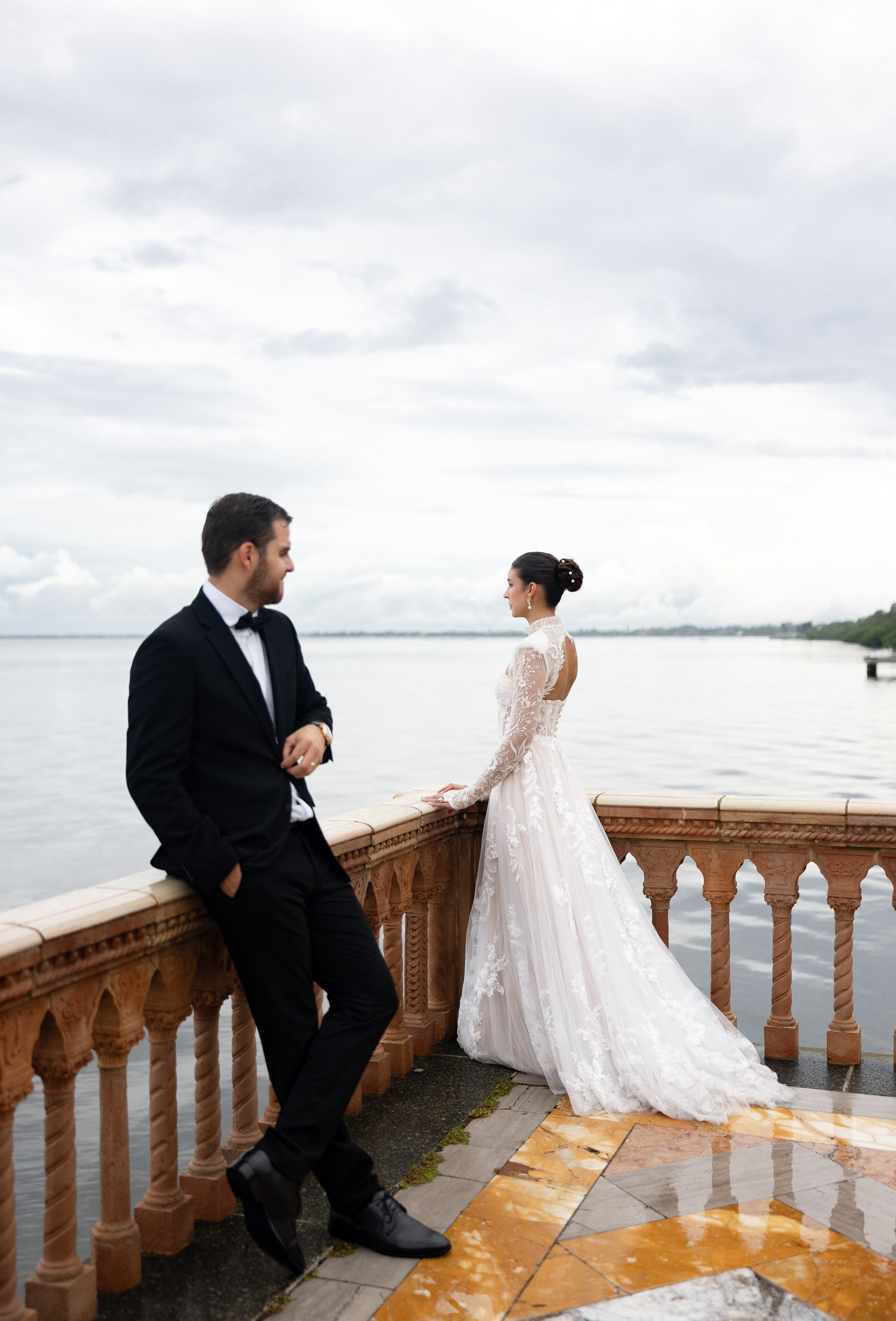 Intimate Elopement photoshoot. Ringling. Photographer Anastasia Nagibina
