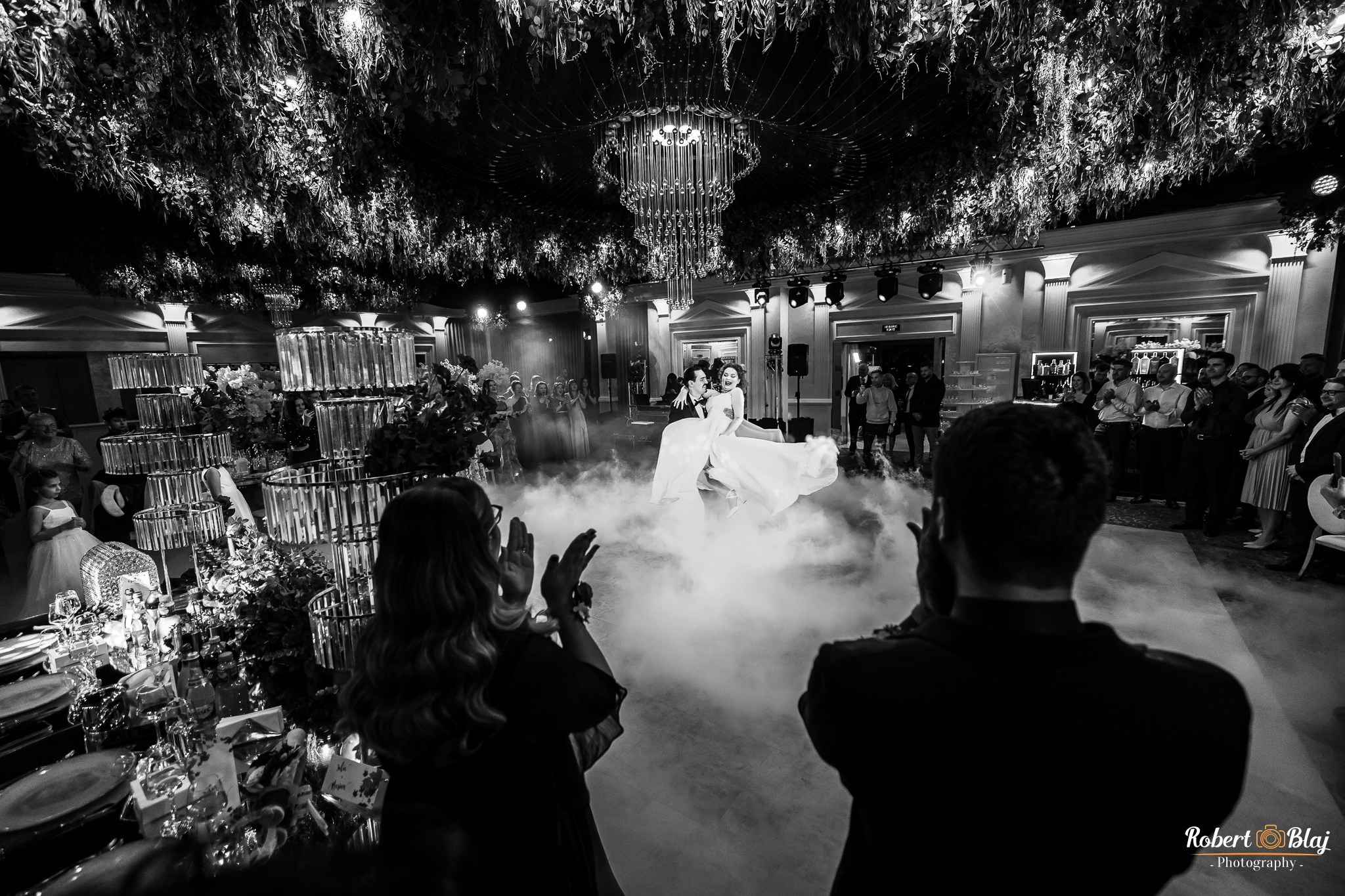 Iulia & Marian. Robert Blaj - Fotograf Nuntă Iași