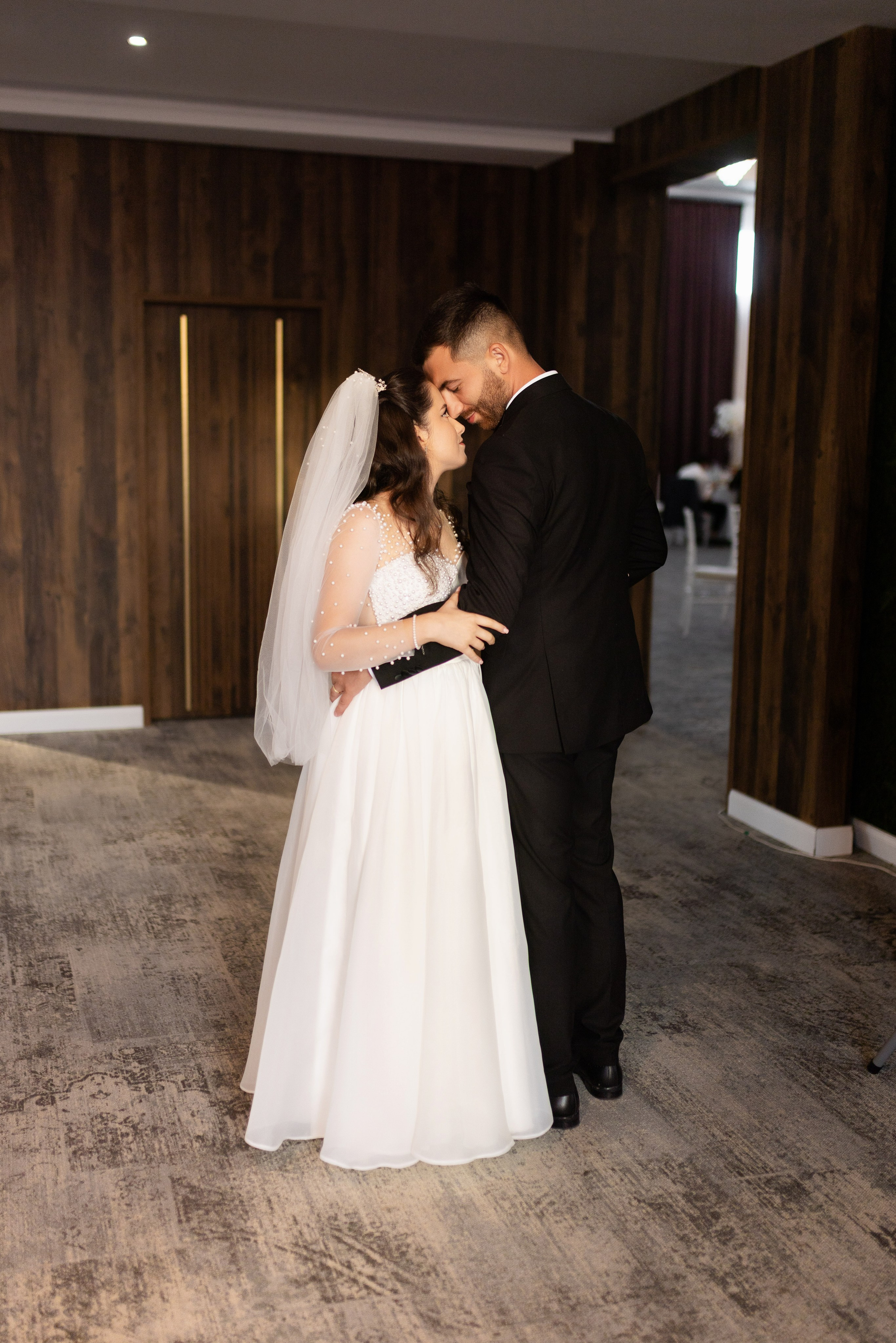 Ana-Maria & Bogdan. Vlad Aconstantinesei Photographer