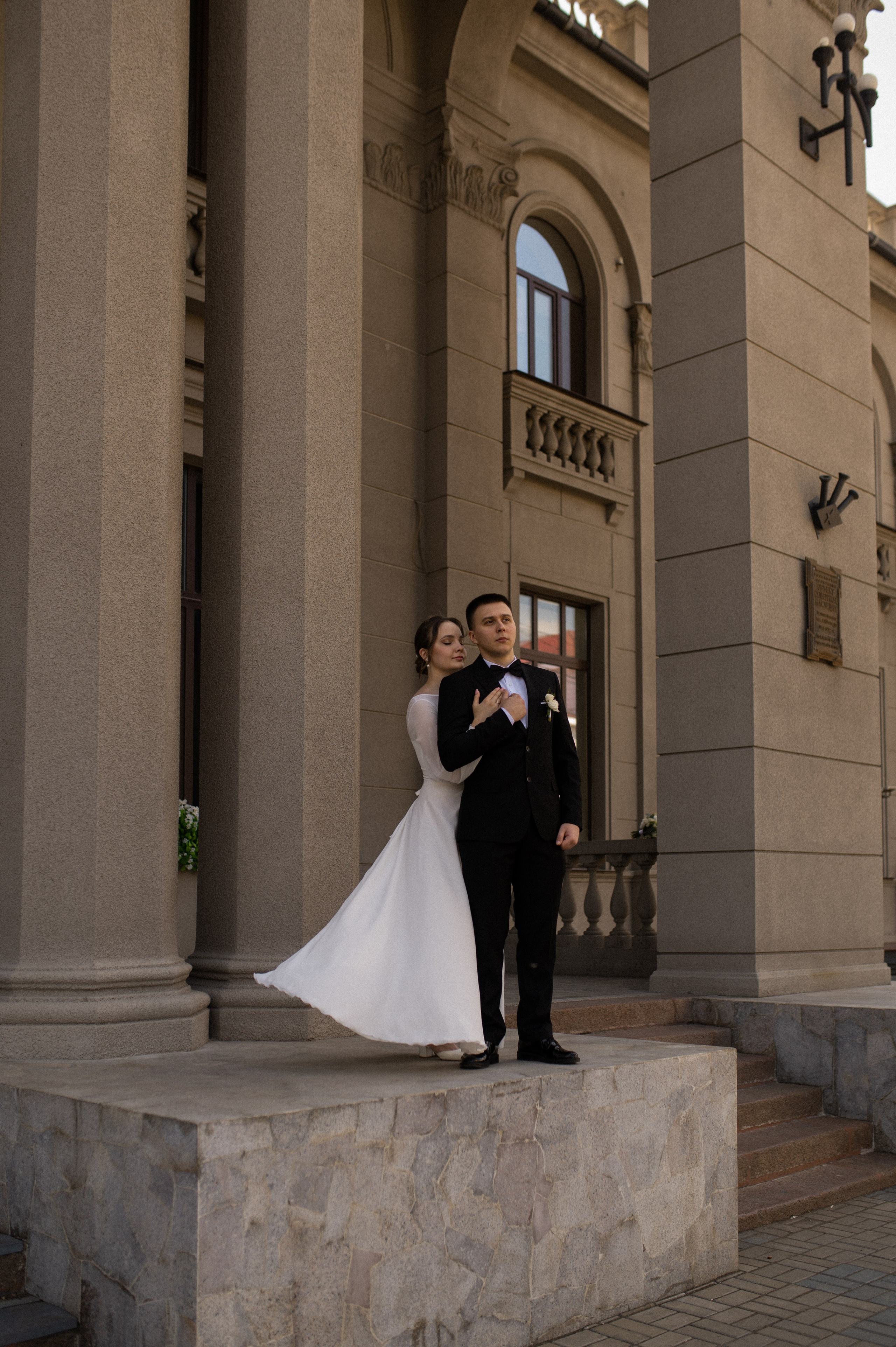 Smile. Wedding and commercial photographer