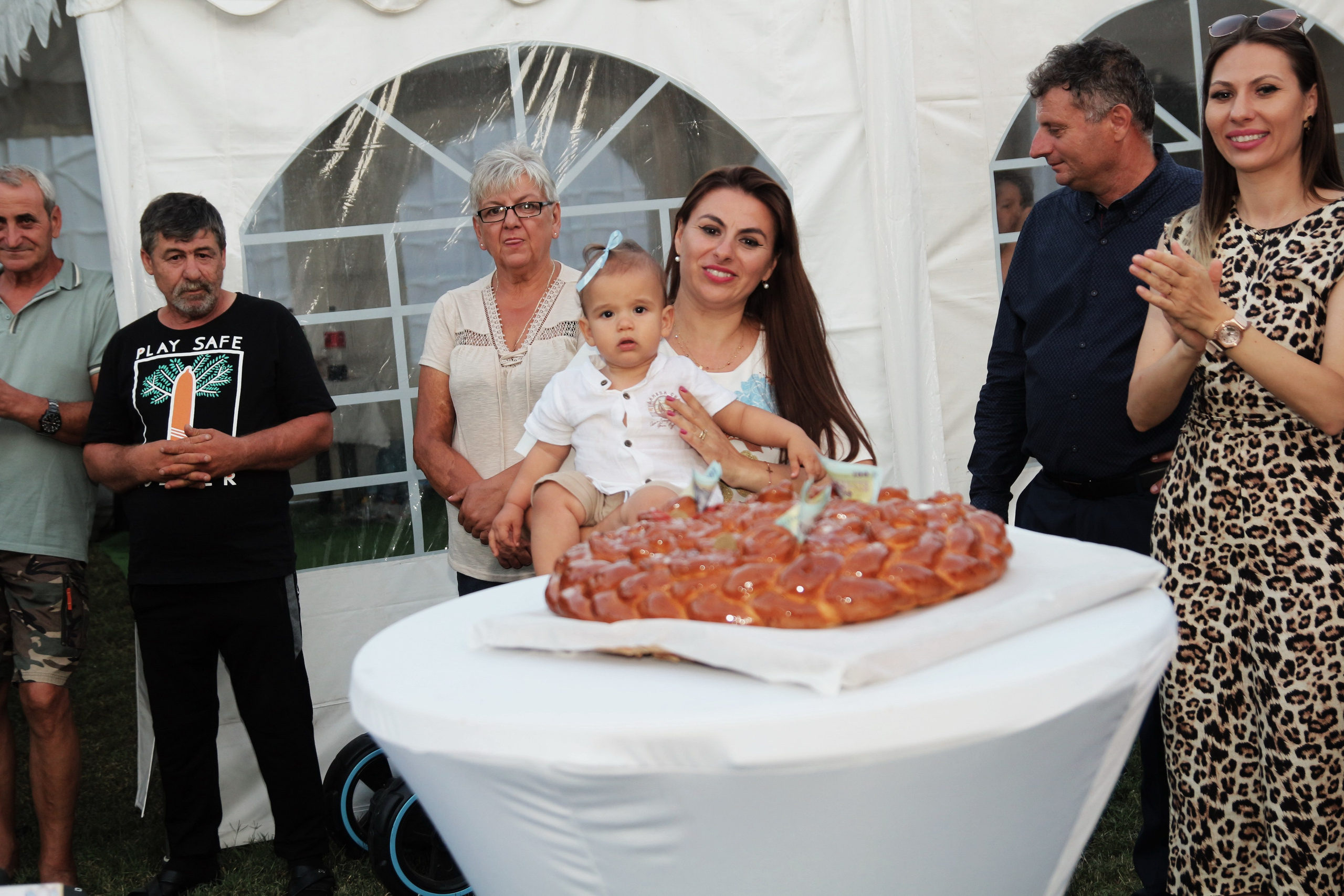 BYZO MEDIA. PETRU BYZO - family and children photographer in ROMANIA