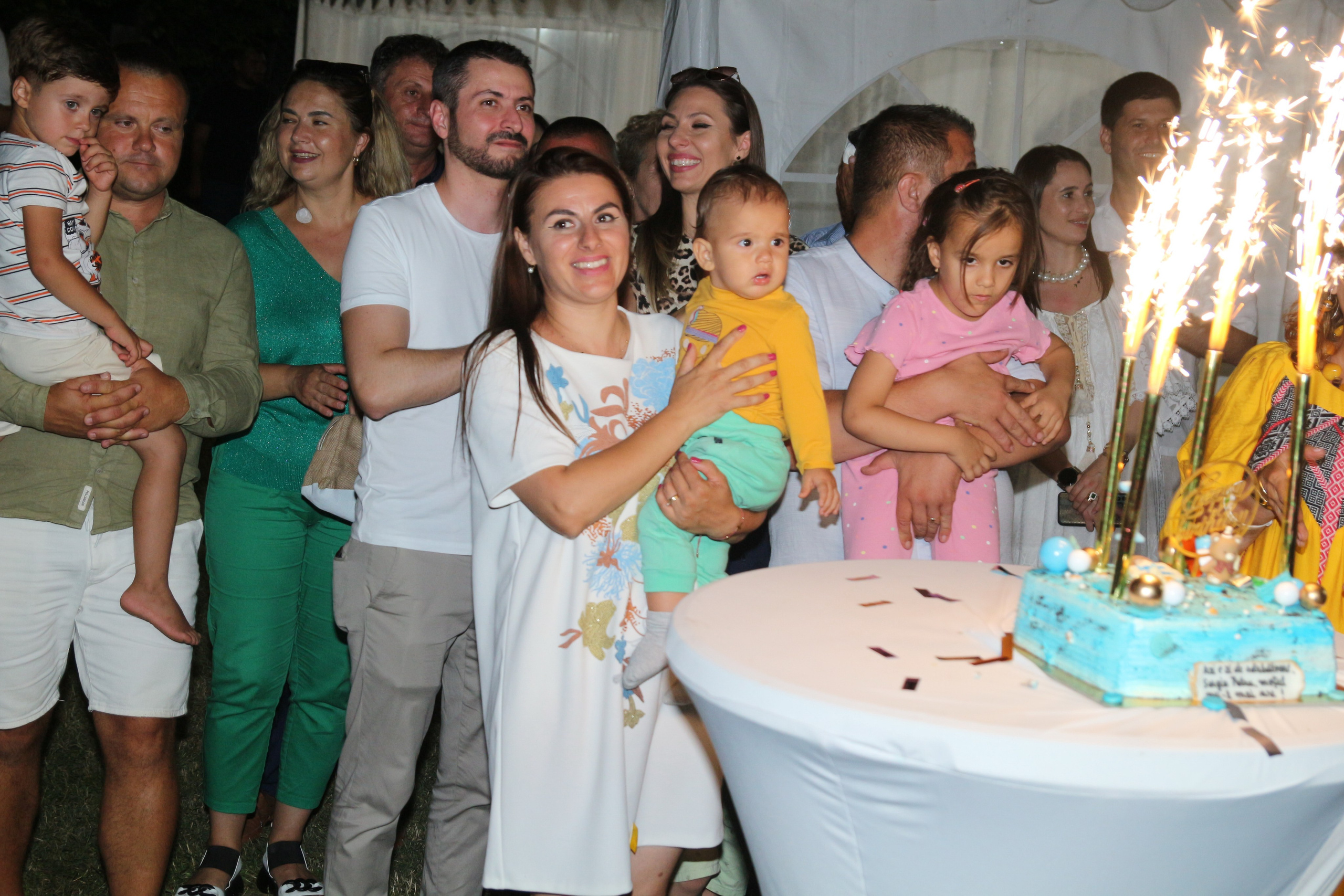 BYZO MEDIA. PETRU BYZO - family and children photographer in ROMANIA