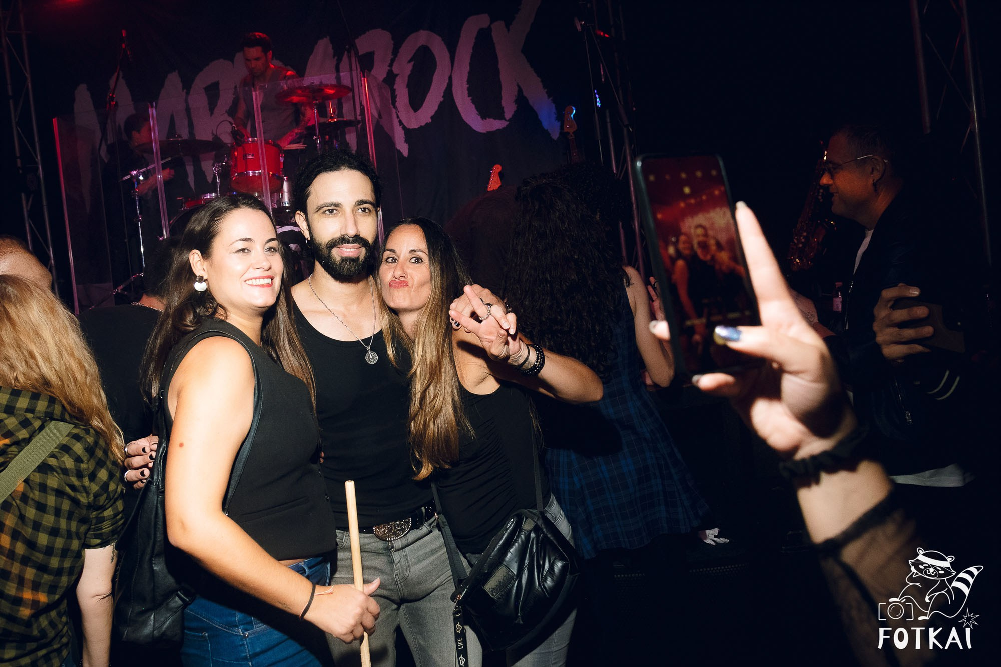 DENISDENIS — reportaje fotográfico del concierto en la Sala Marearock (Alicante) | FOTKAI