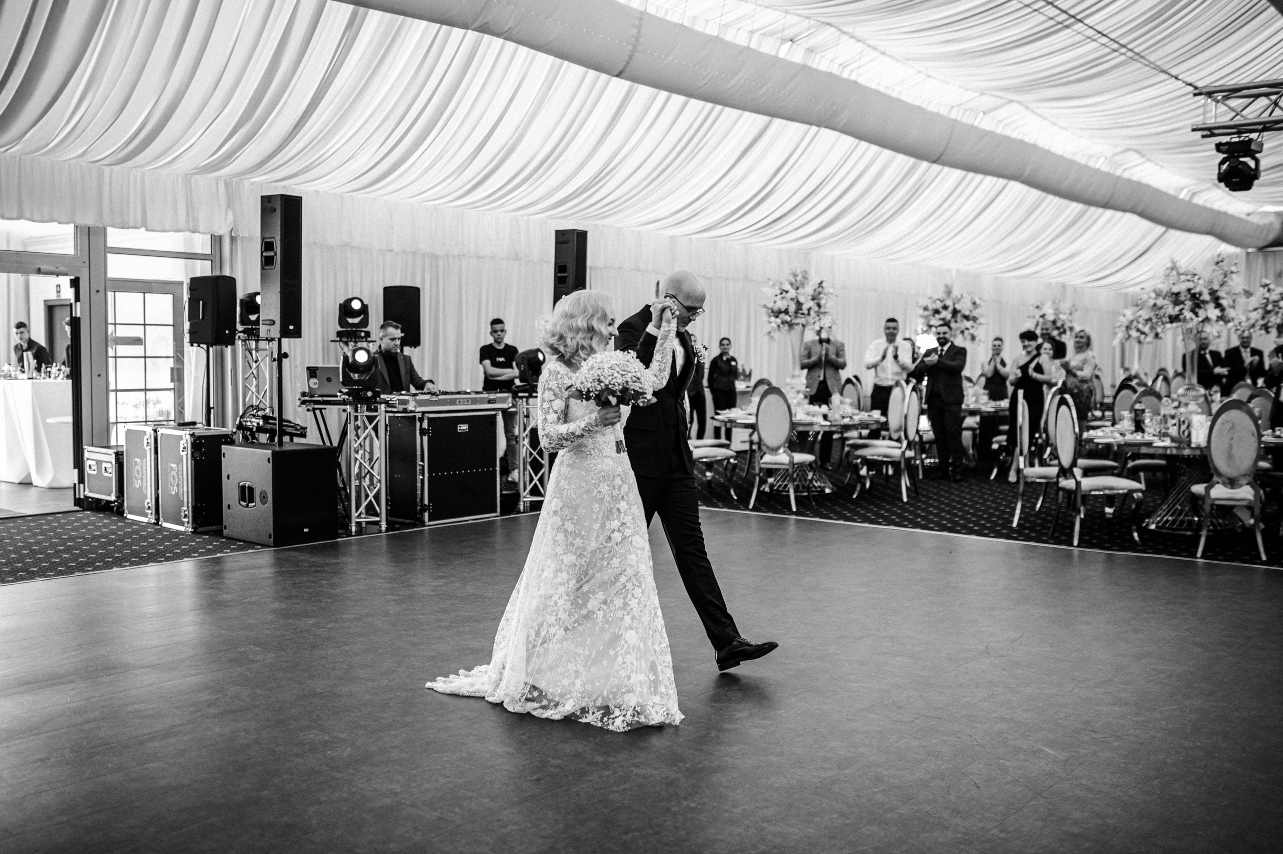 Yoyo & Cristina. Erik Bagy | Fotograf de Nuntă