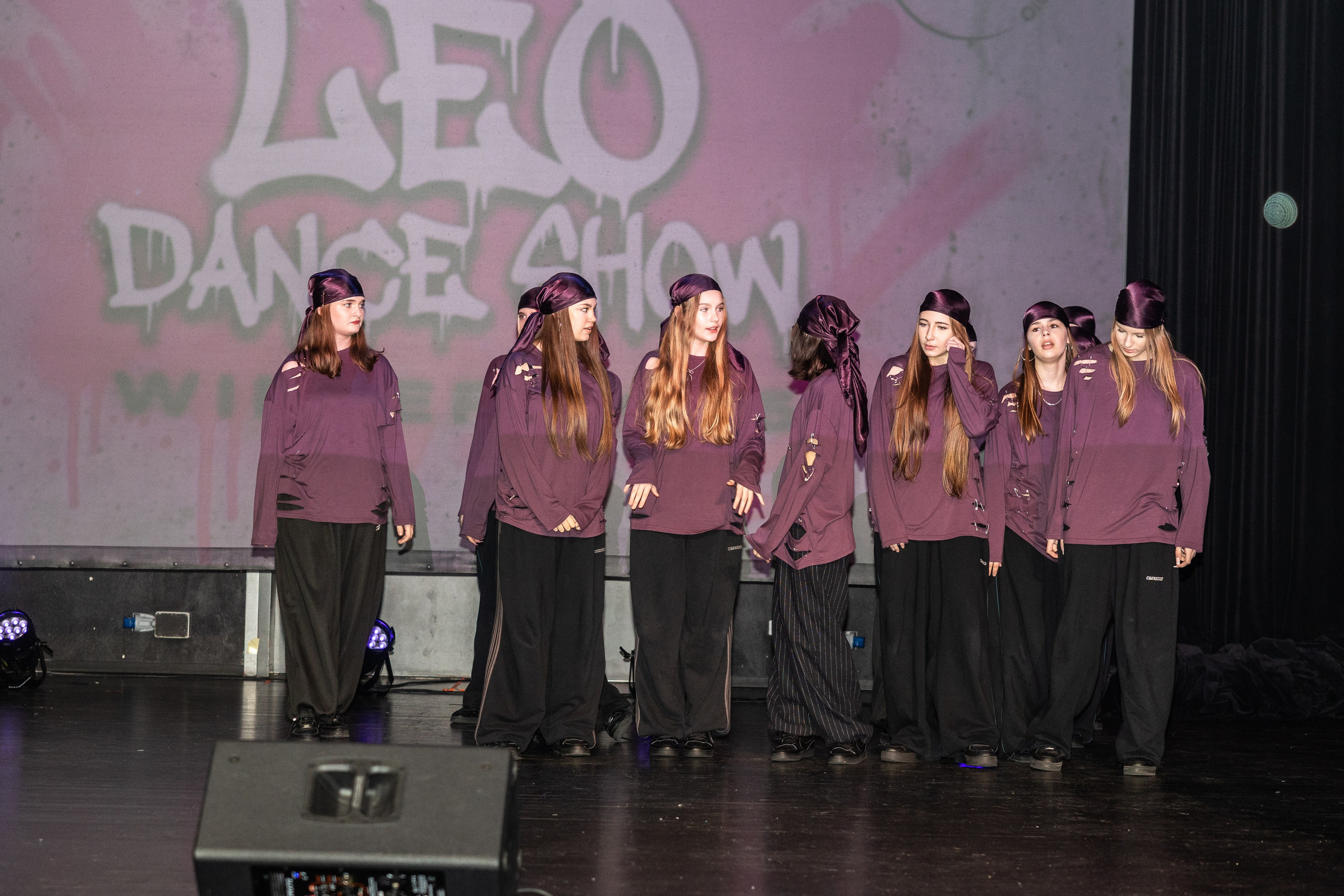 LEO DANCE SHOW WINTER 2025. Семейный и детский фотограф в Варшаве Мила Бобровская