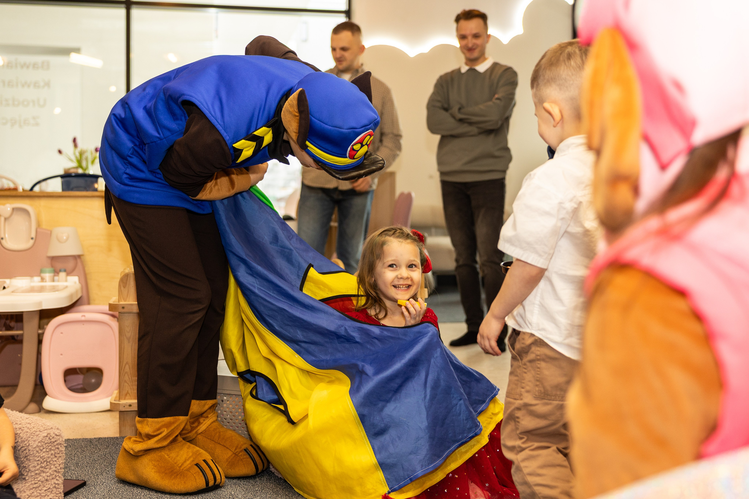 День рождения Артёма 24 января 2026 года. Семейный и детский фотограф в Варшаве Мила Бобровская