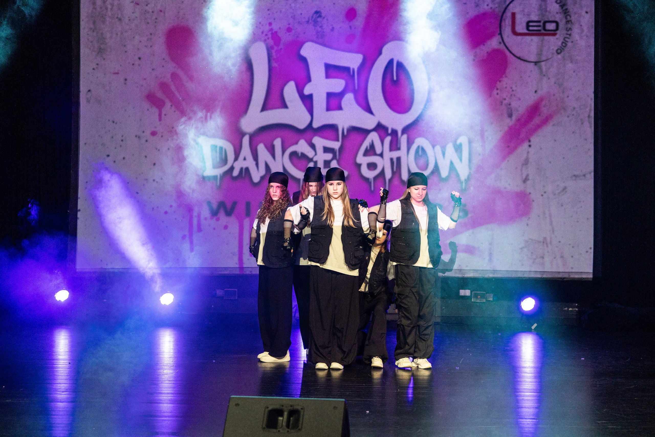 LEO DANCE SHOW WINTER 2025. Семейный и детский фотограф в Варшаве Мила Бобровская