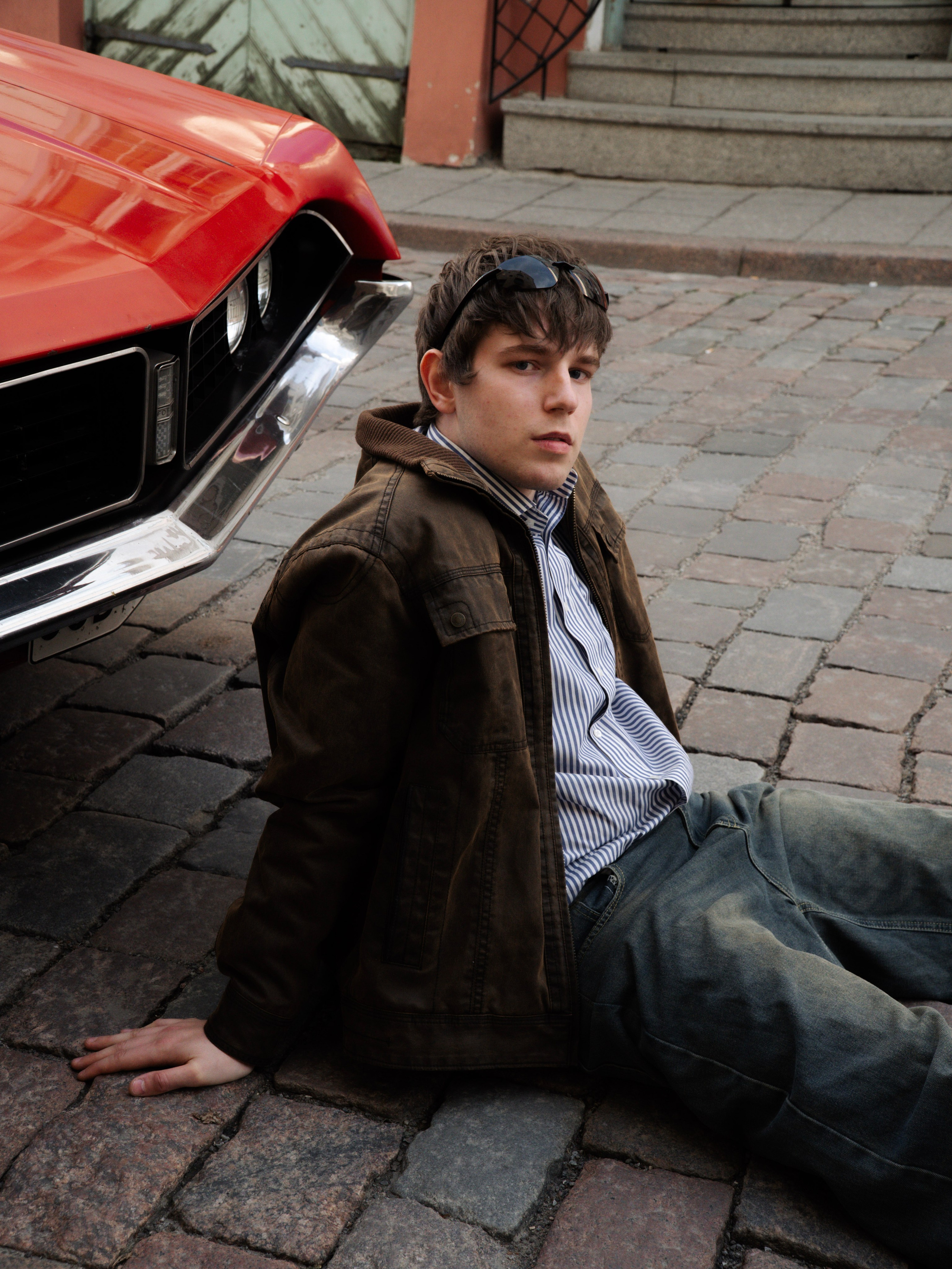 Kaamera ühel või teisel küljel. Meeste ja naiste fotograaf Tallinnas Anna Sipari