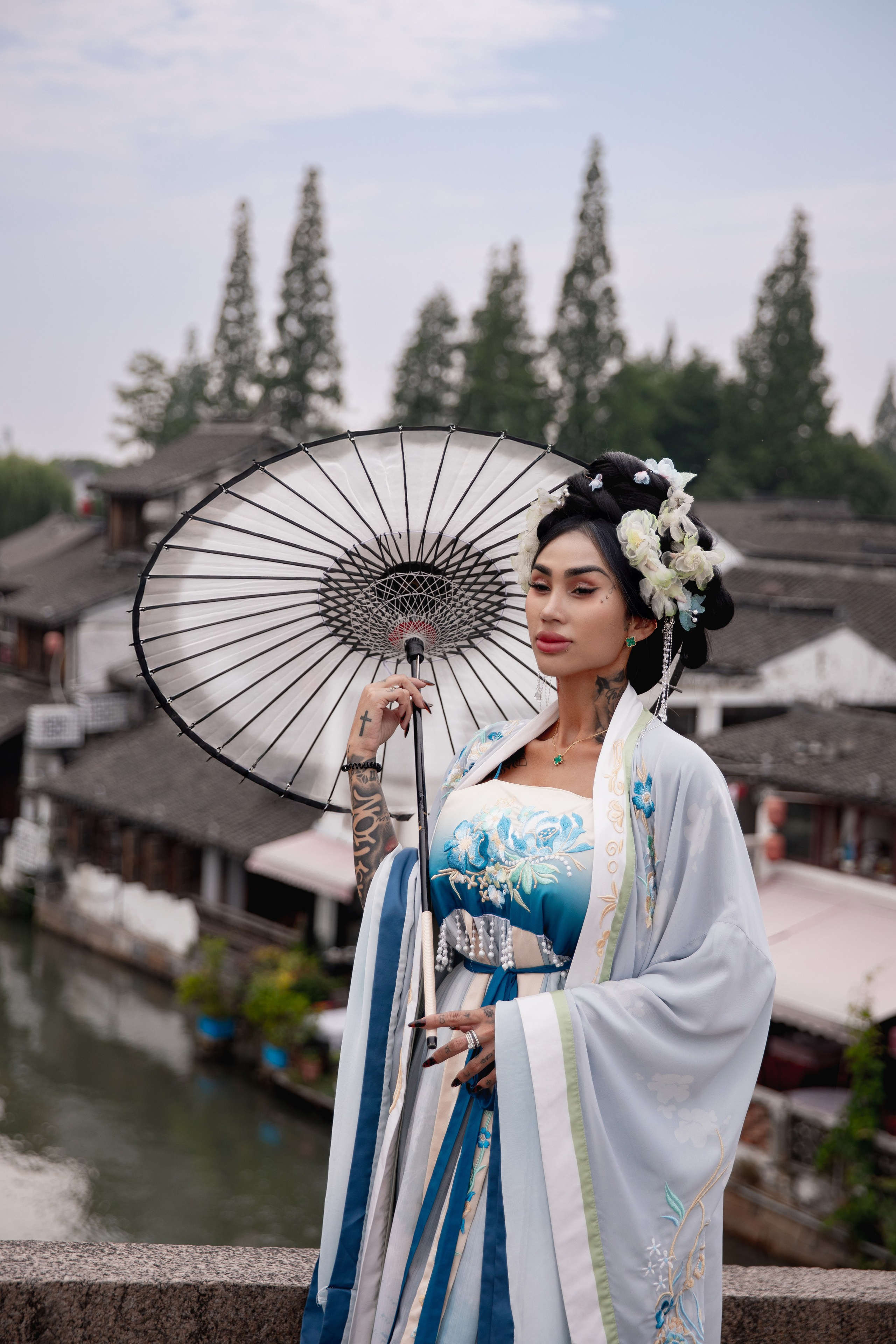 фотосессия в традиционной водной деревне - китайской Венеции - Чжуцзяцзяо