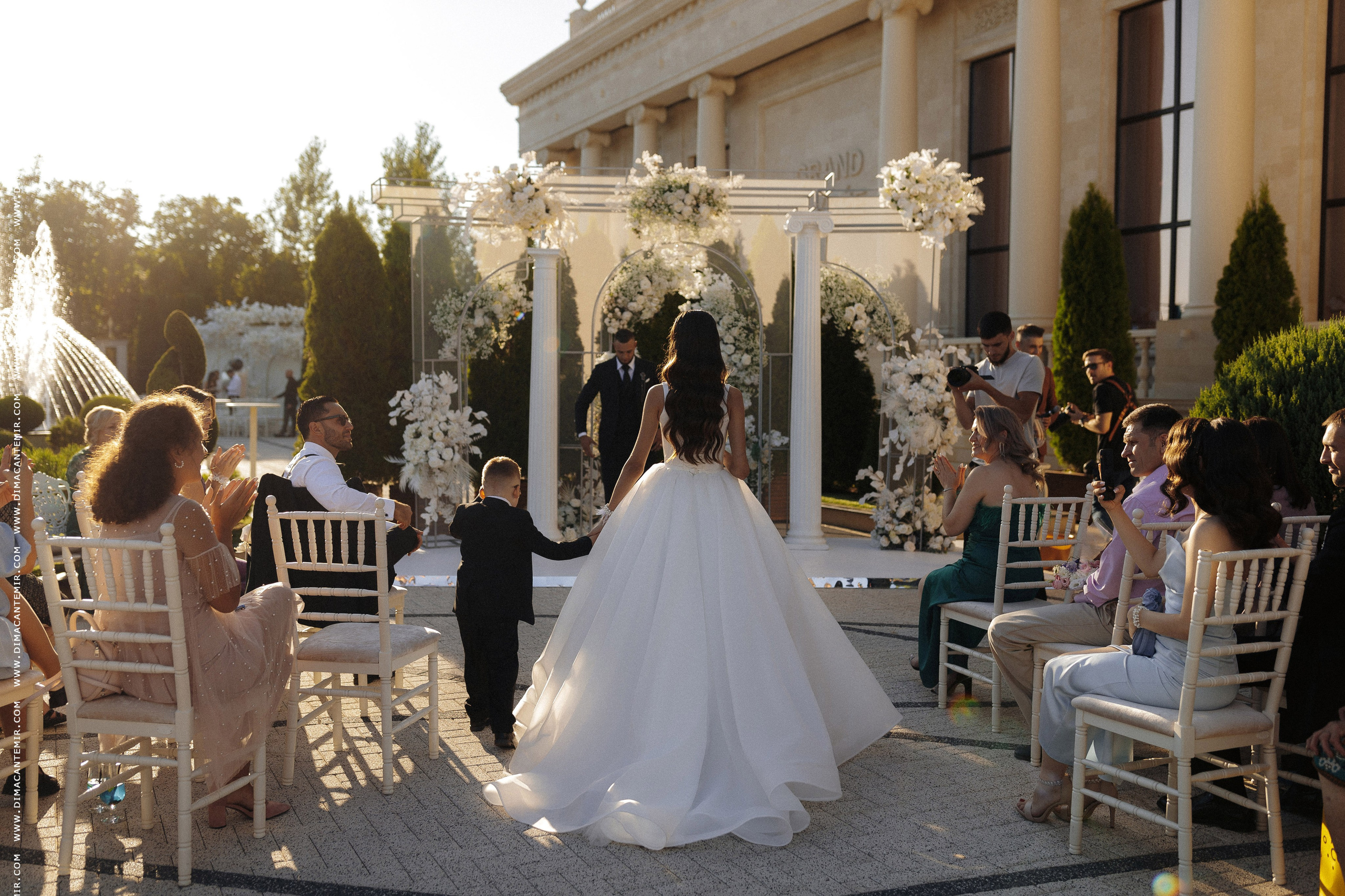 MIHAIL + SABINA | Grand Élysée. Свадебный фотограф Молдова Кишинёв