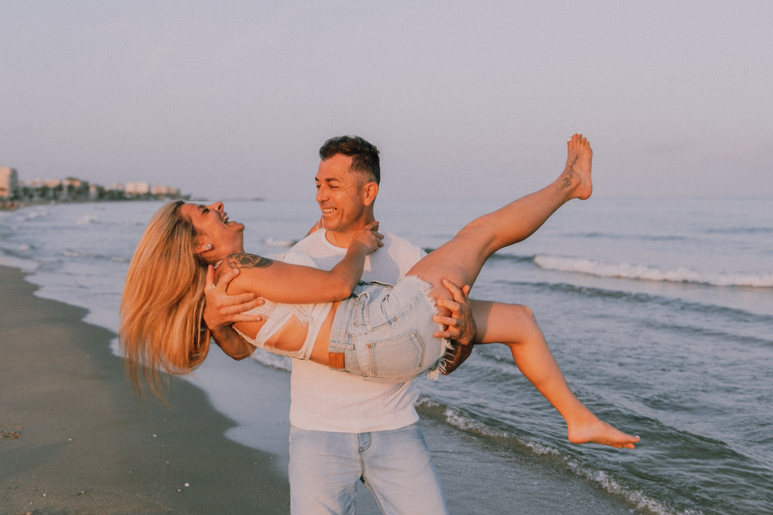 Sesión familiar en la playa. Fotografía profesional en Calafell - Elena Medvedeva