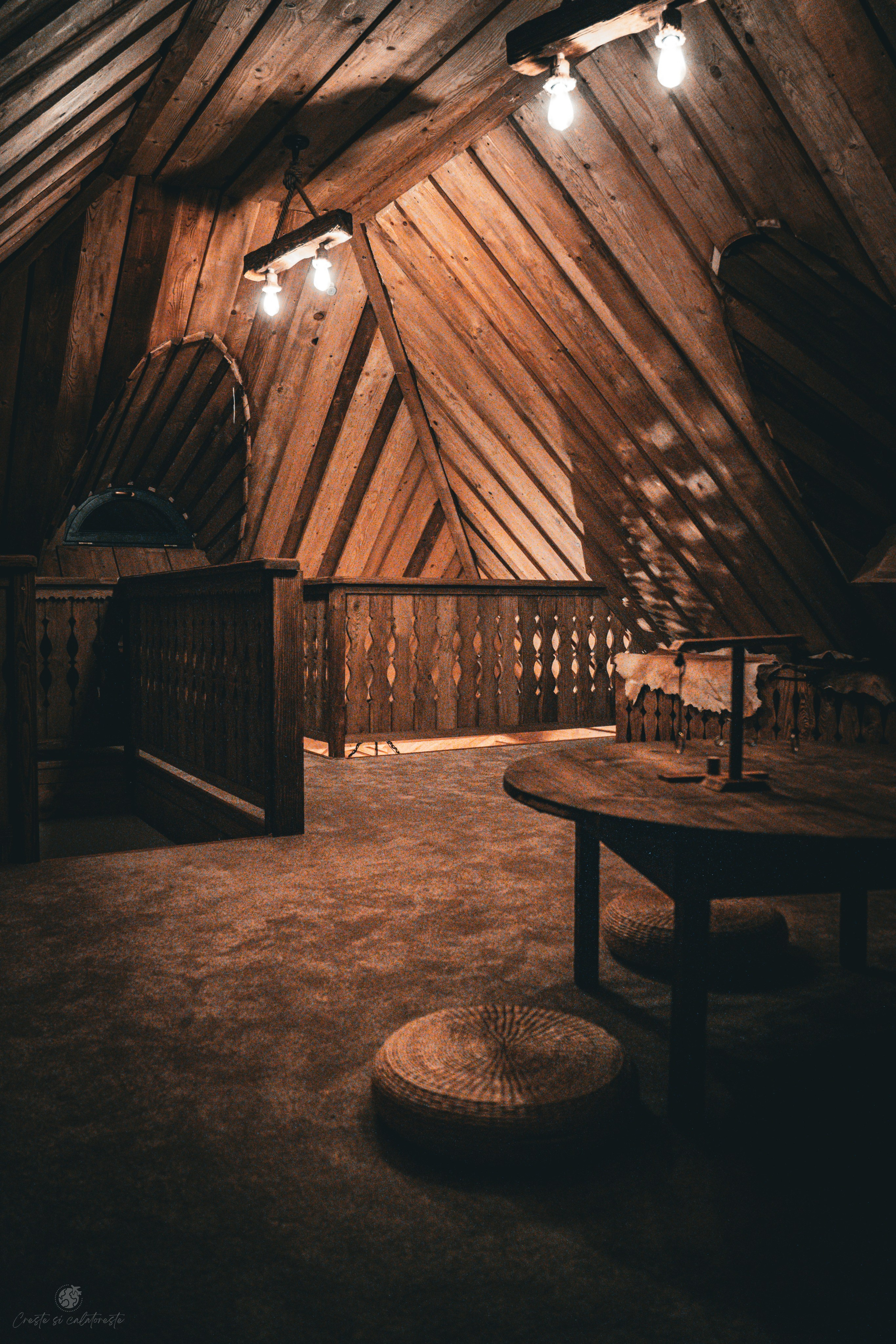 Casa de la Nuci. Creste si calatoreste