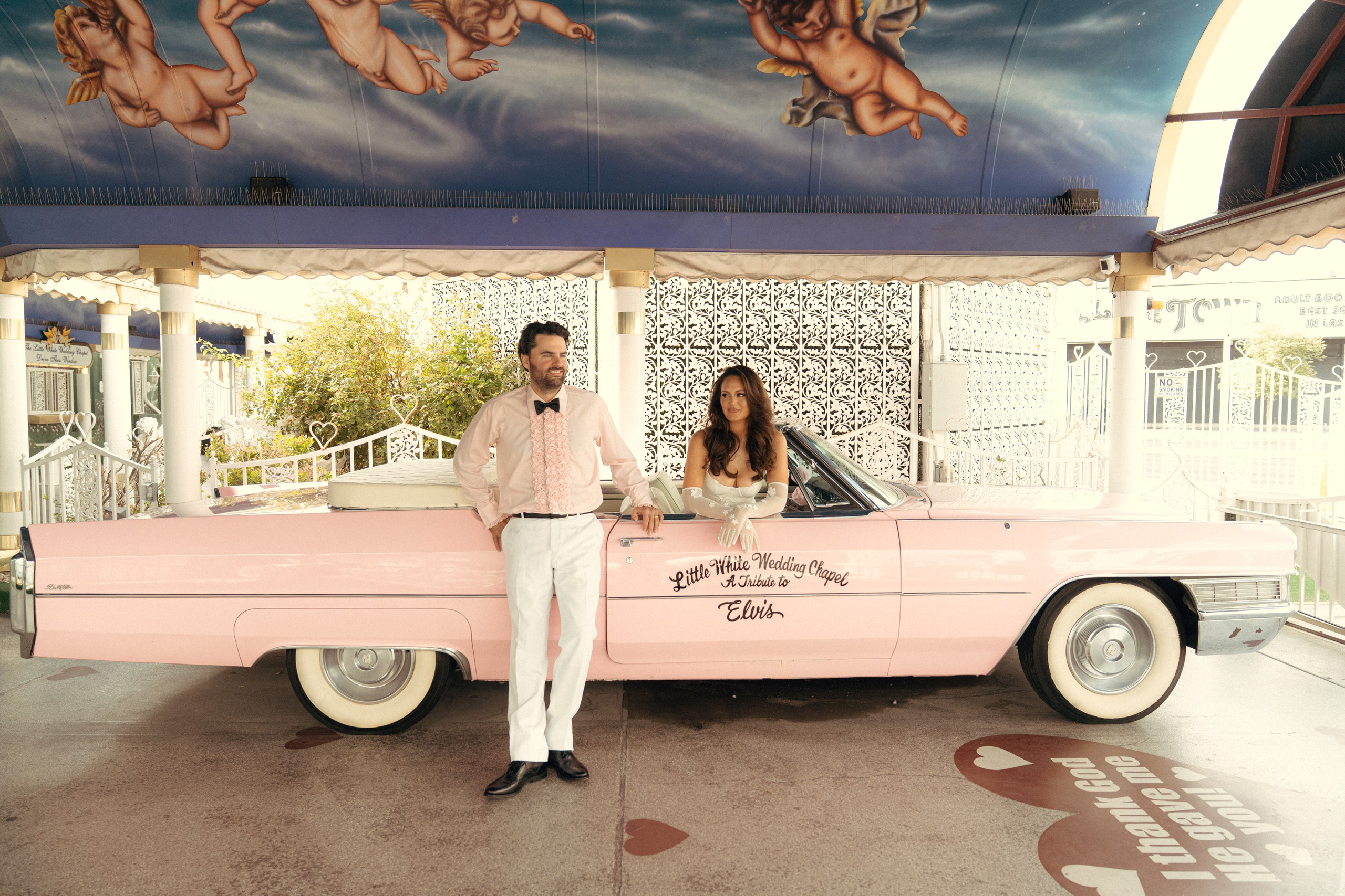 Arlene&Jordan. Wedding & elopement photographer Viktoriya Kravtsov. Las Vegas